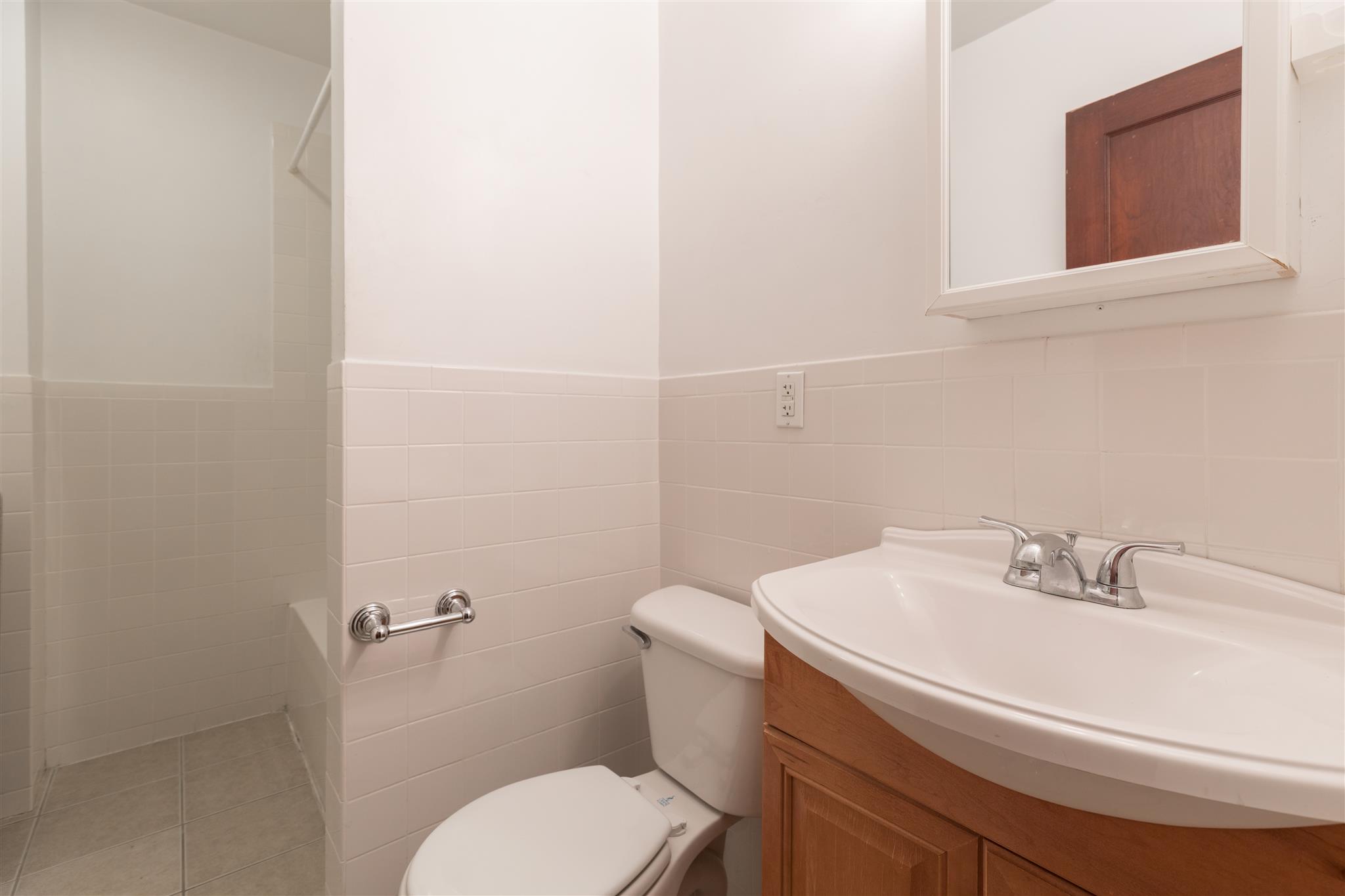 5 Linnaean St, Harvard Square