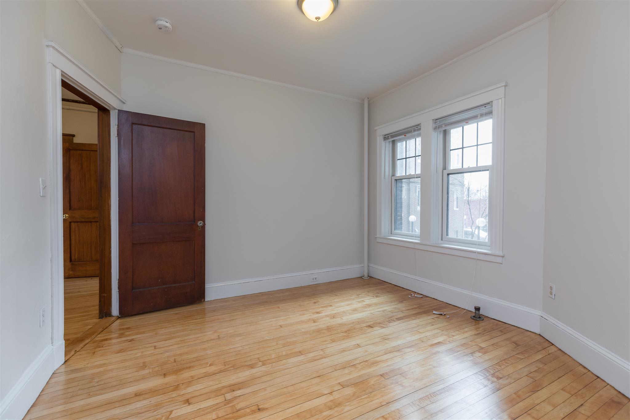 5 Linnaean St, Harvard Square