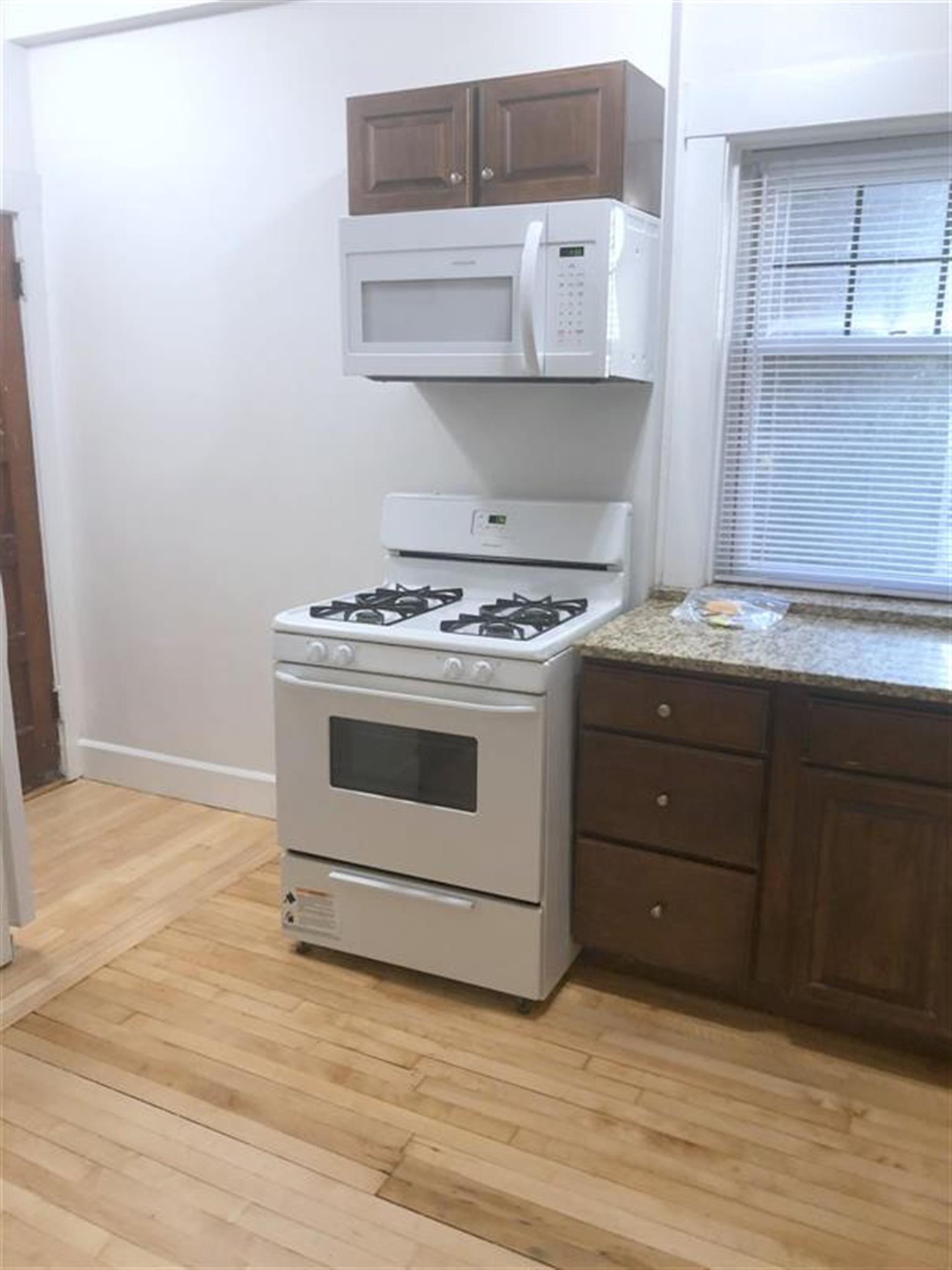 5 Linnaean St, Harvard Square