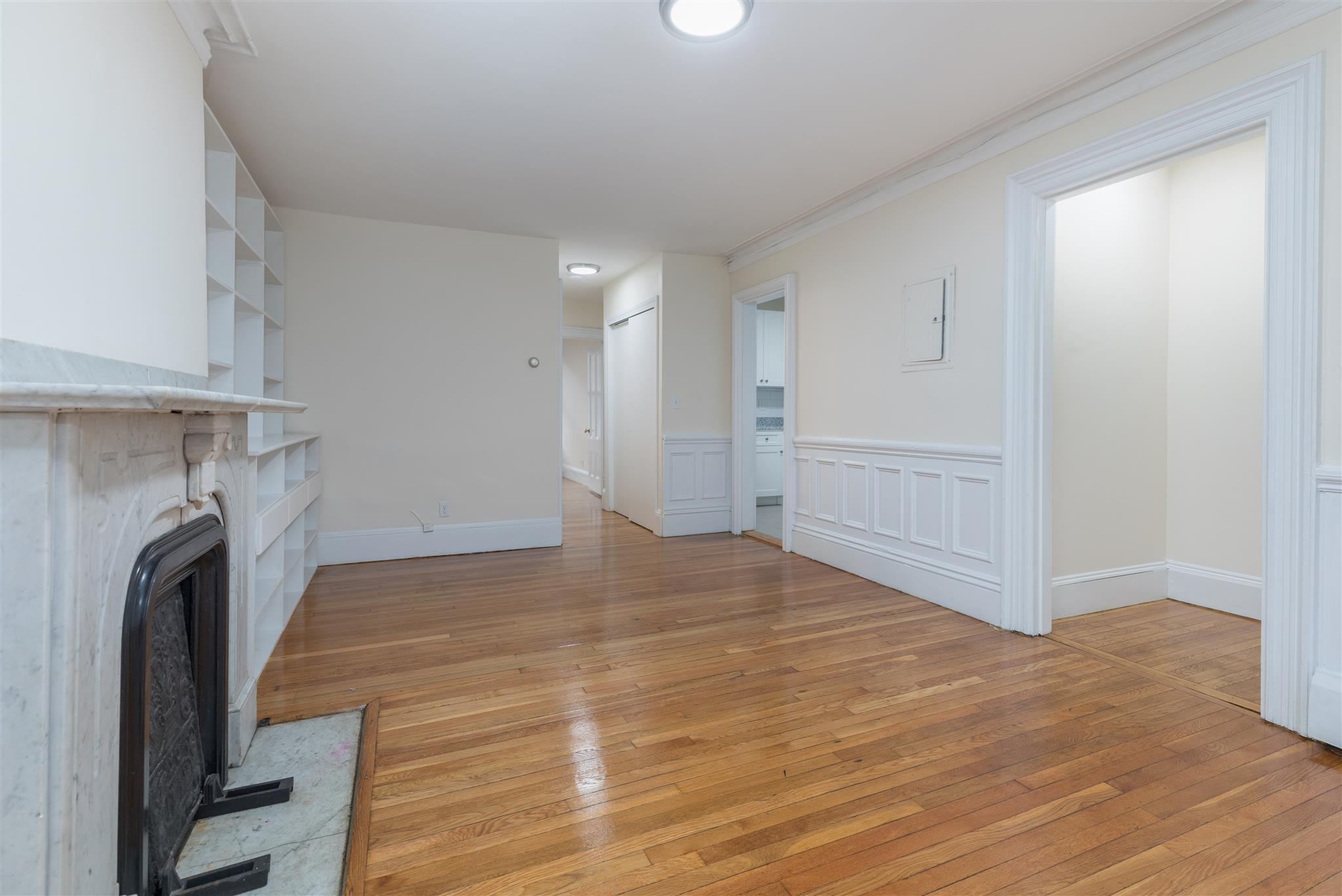 16 Yarmouth St, Back Bay