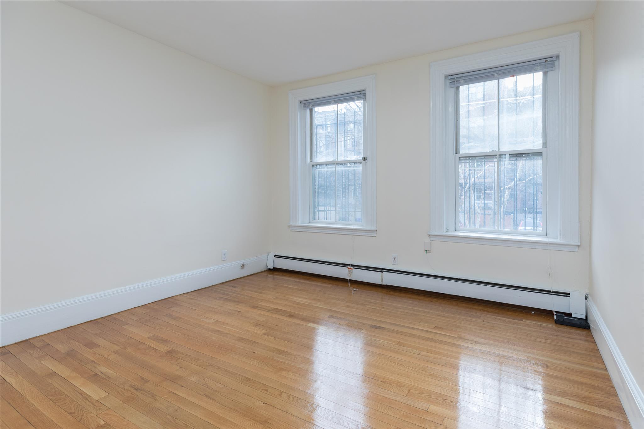 16 Yarmouth St, Back Bay