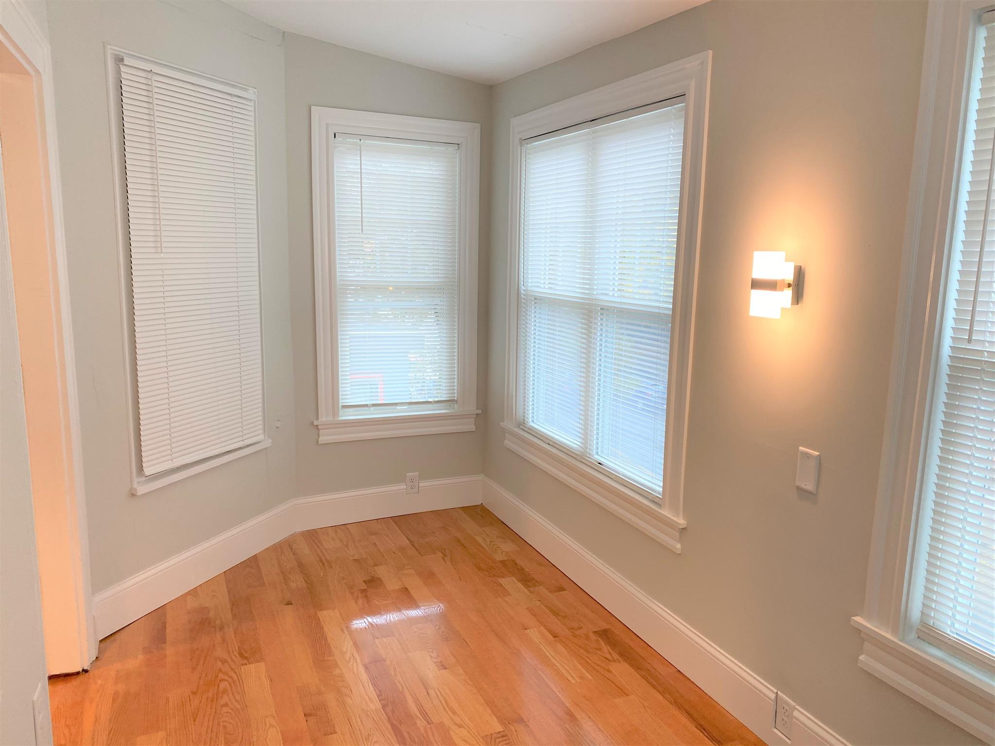 307 Highland Ave, Powder House Square