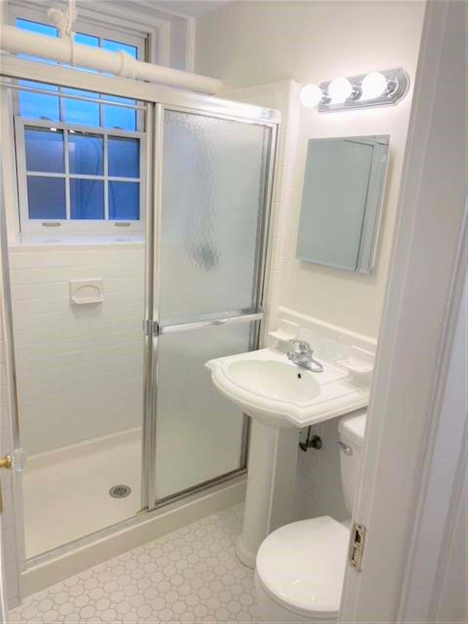 353 Harvard, Harvard Square