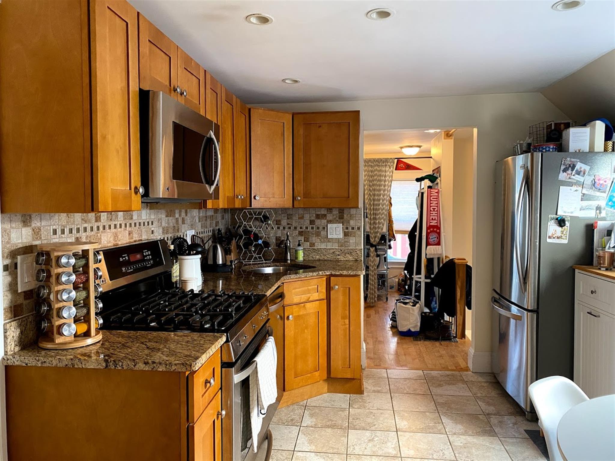 20 Cameron Ave, Davis Square