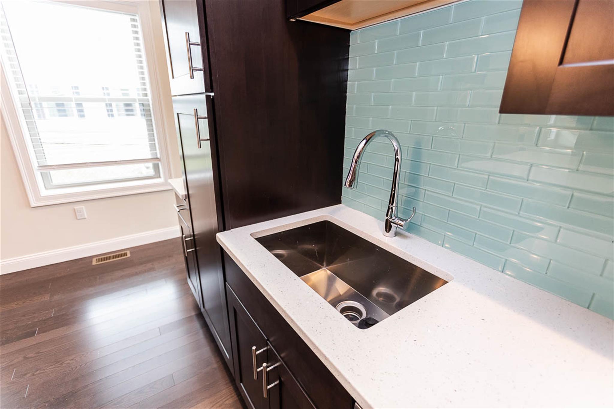 476 Fulton St, Medford