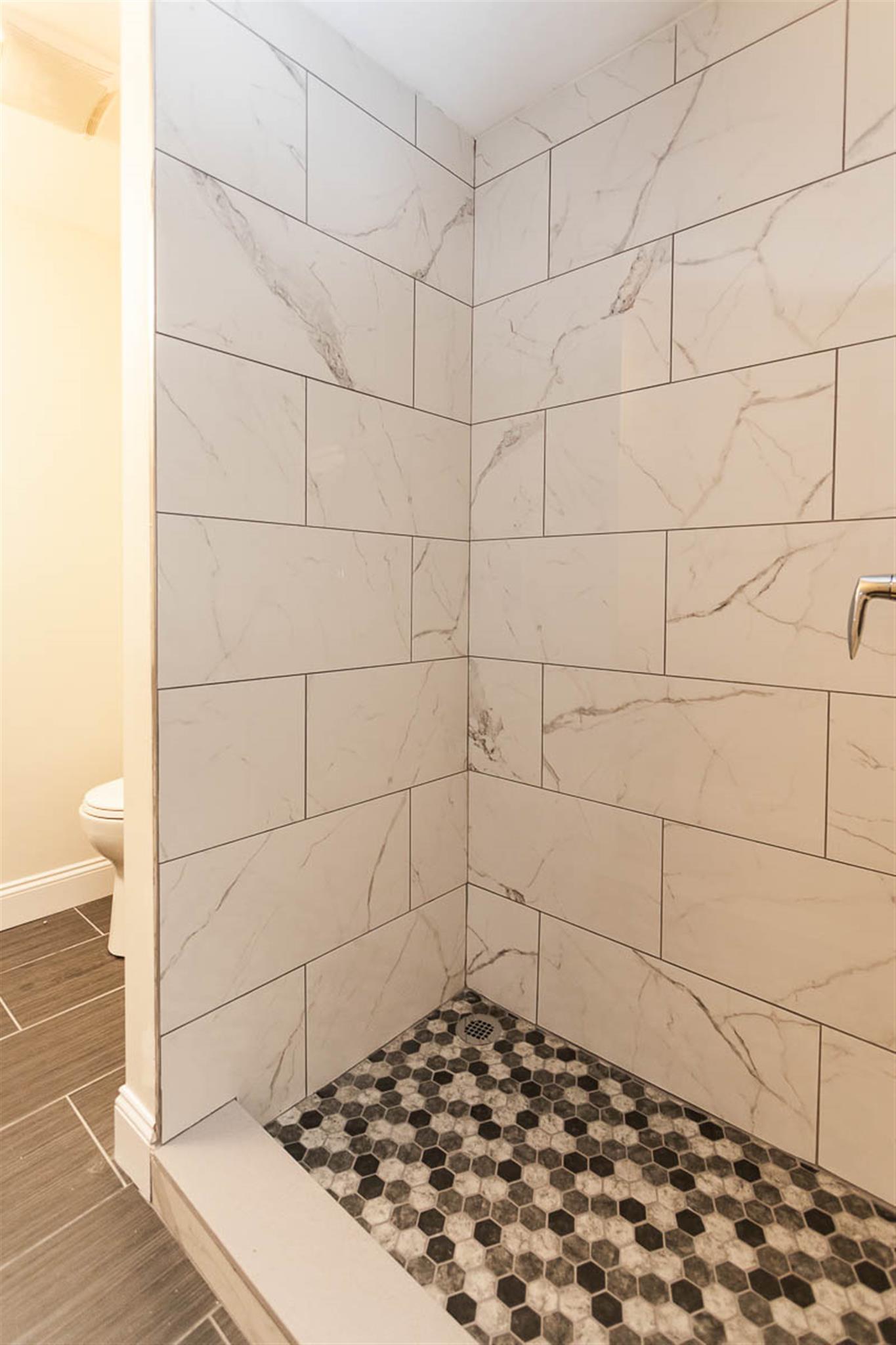 476 Fulton St, Medford