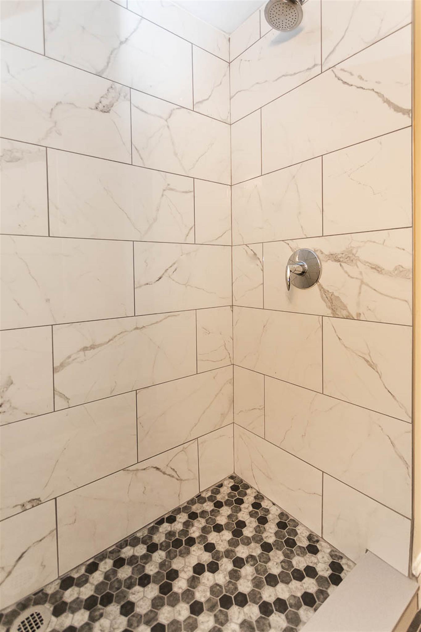 476 Fulton St, Medford