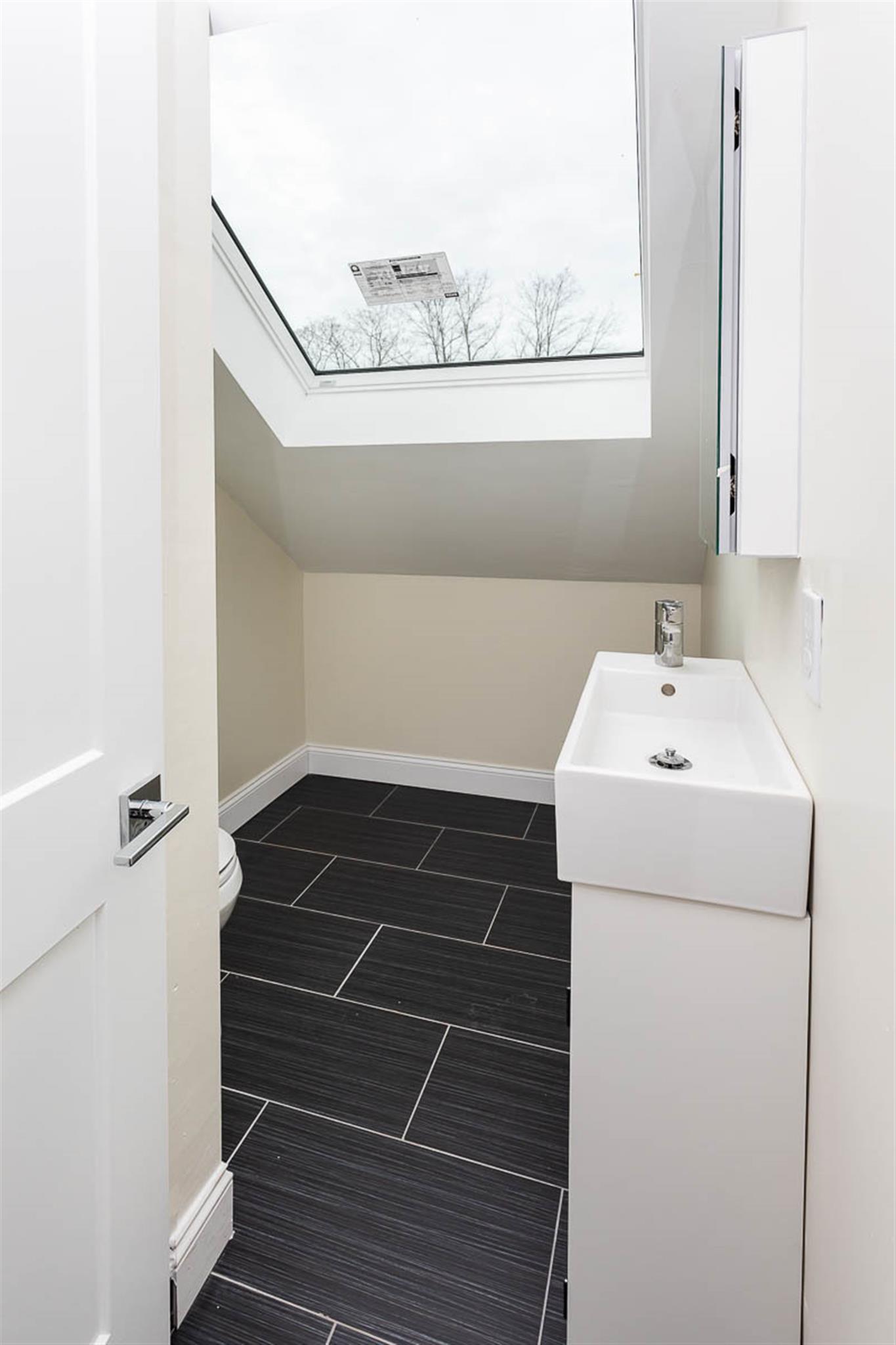 476 Fulton St, Medford