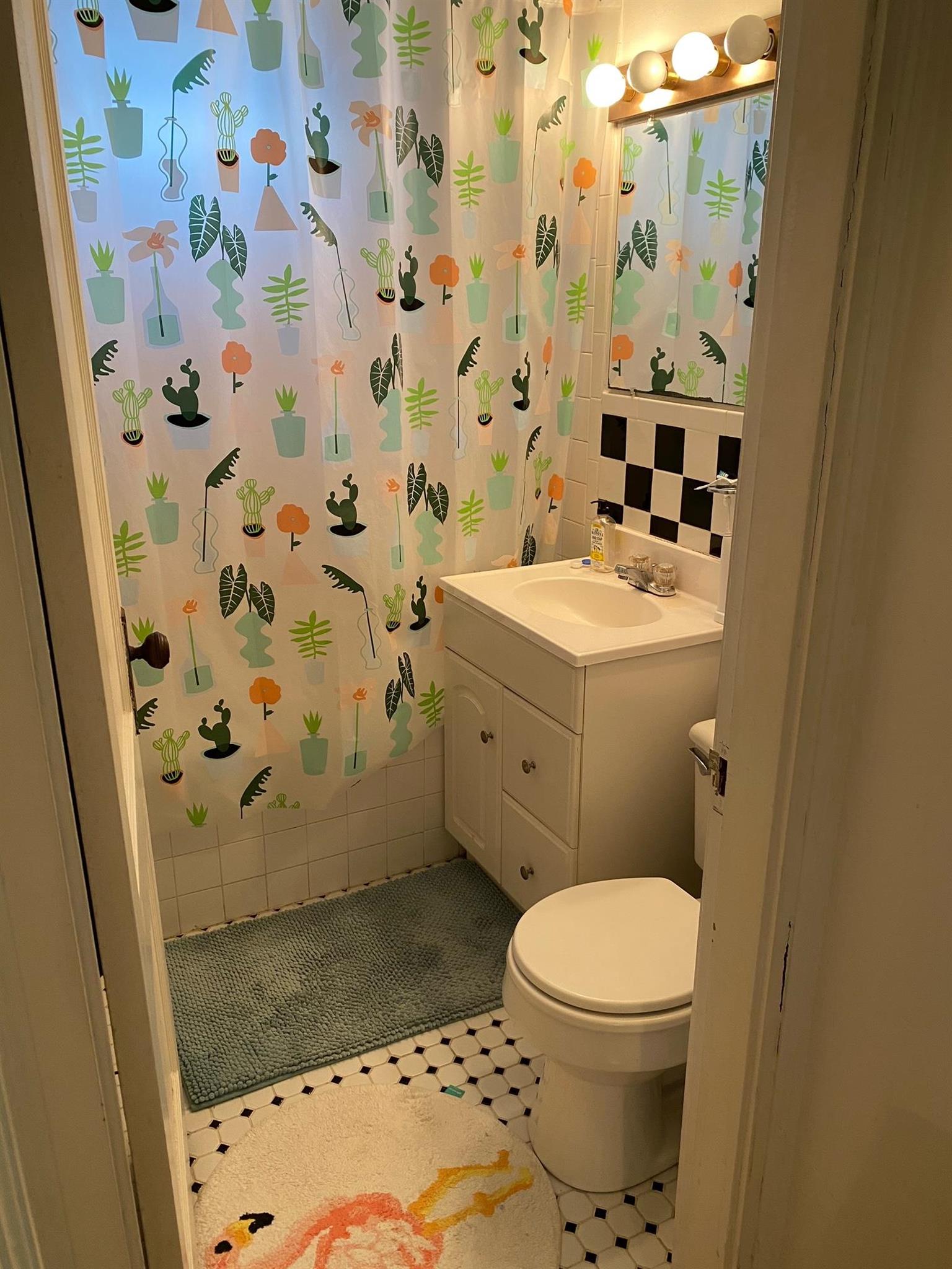 36 College Ave, Davis Square