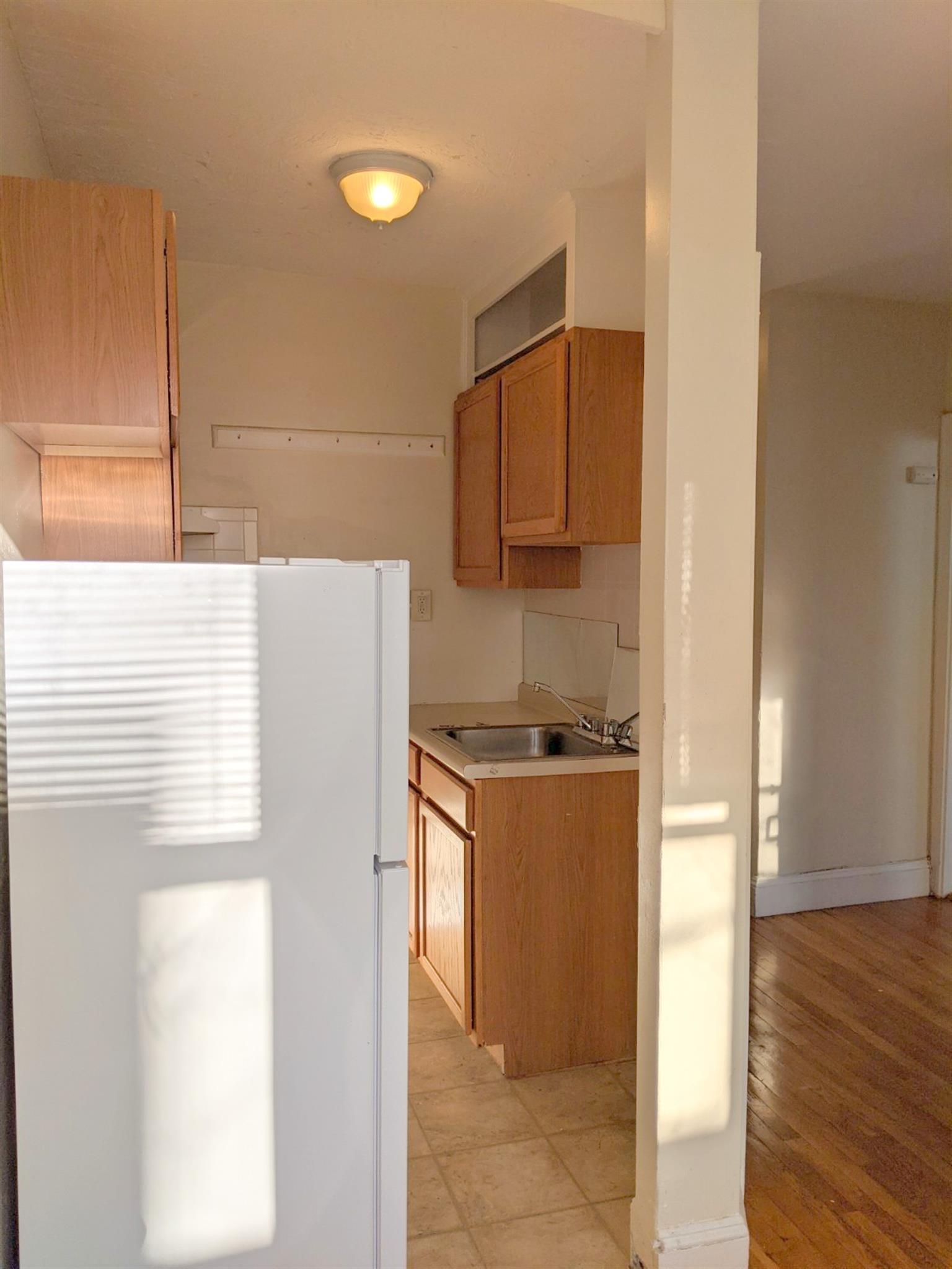 4 Cogswell Ave, Porter Square