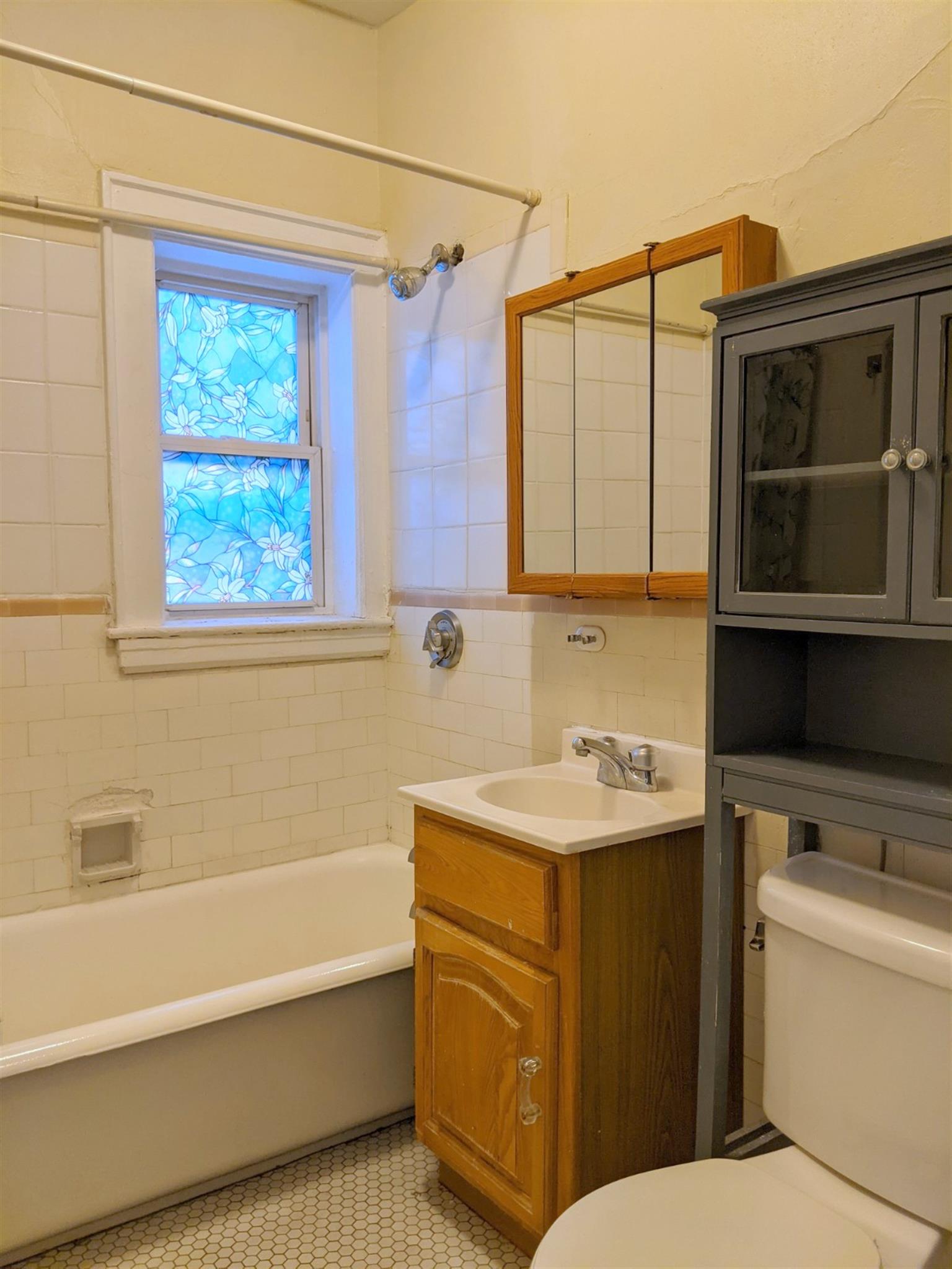 4 Cogswell Ave, Porter Square