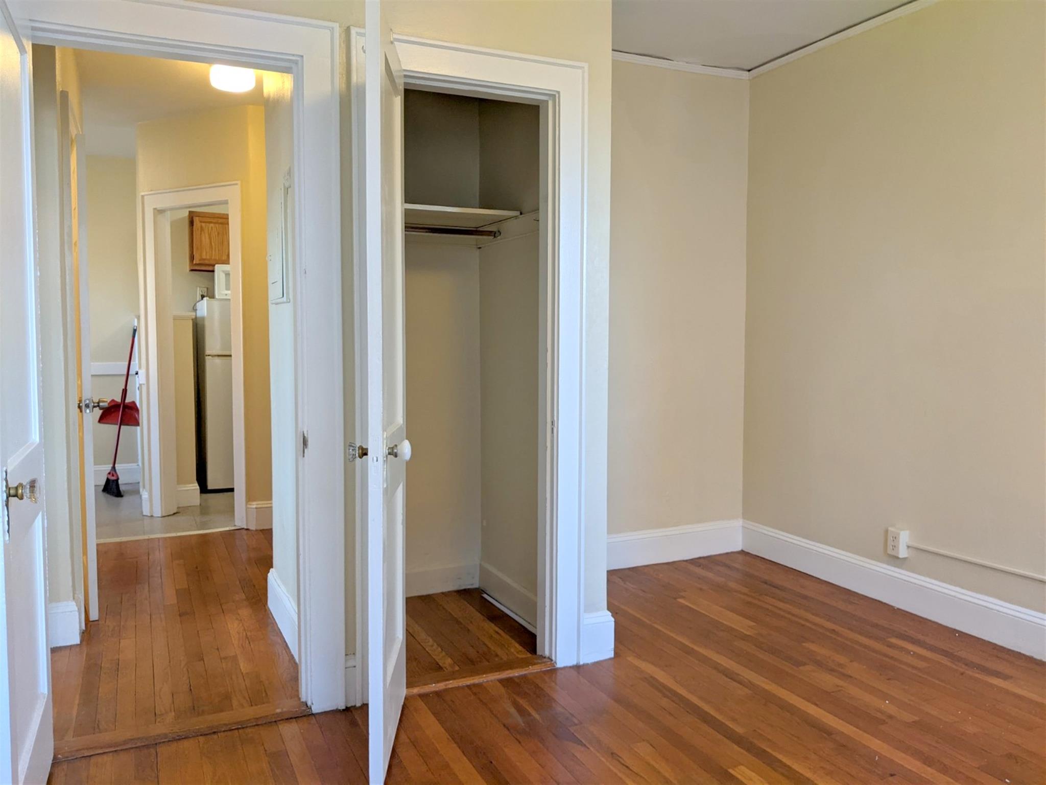 4 Cogswell Ave, Porter Square