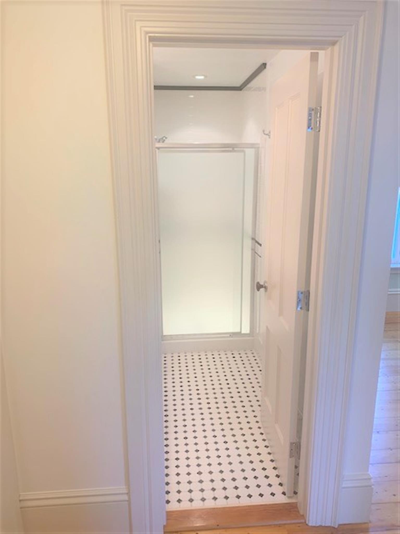 9 Claremon St, Davis Square