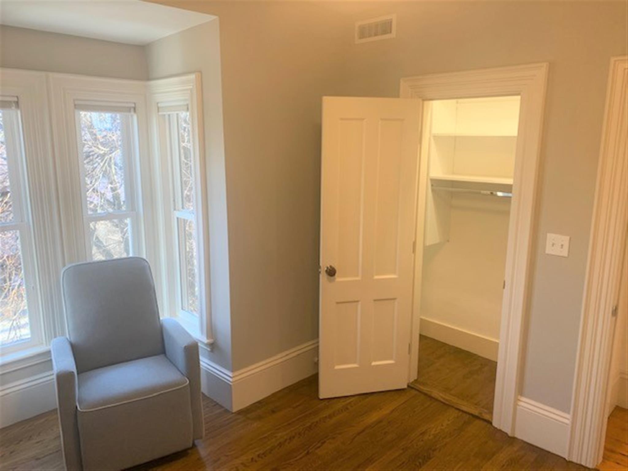 9 Claremon St, Davis Square