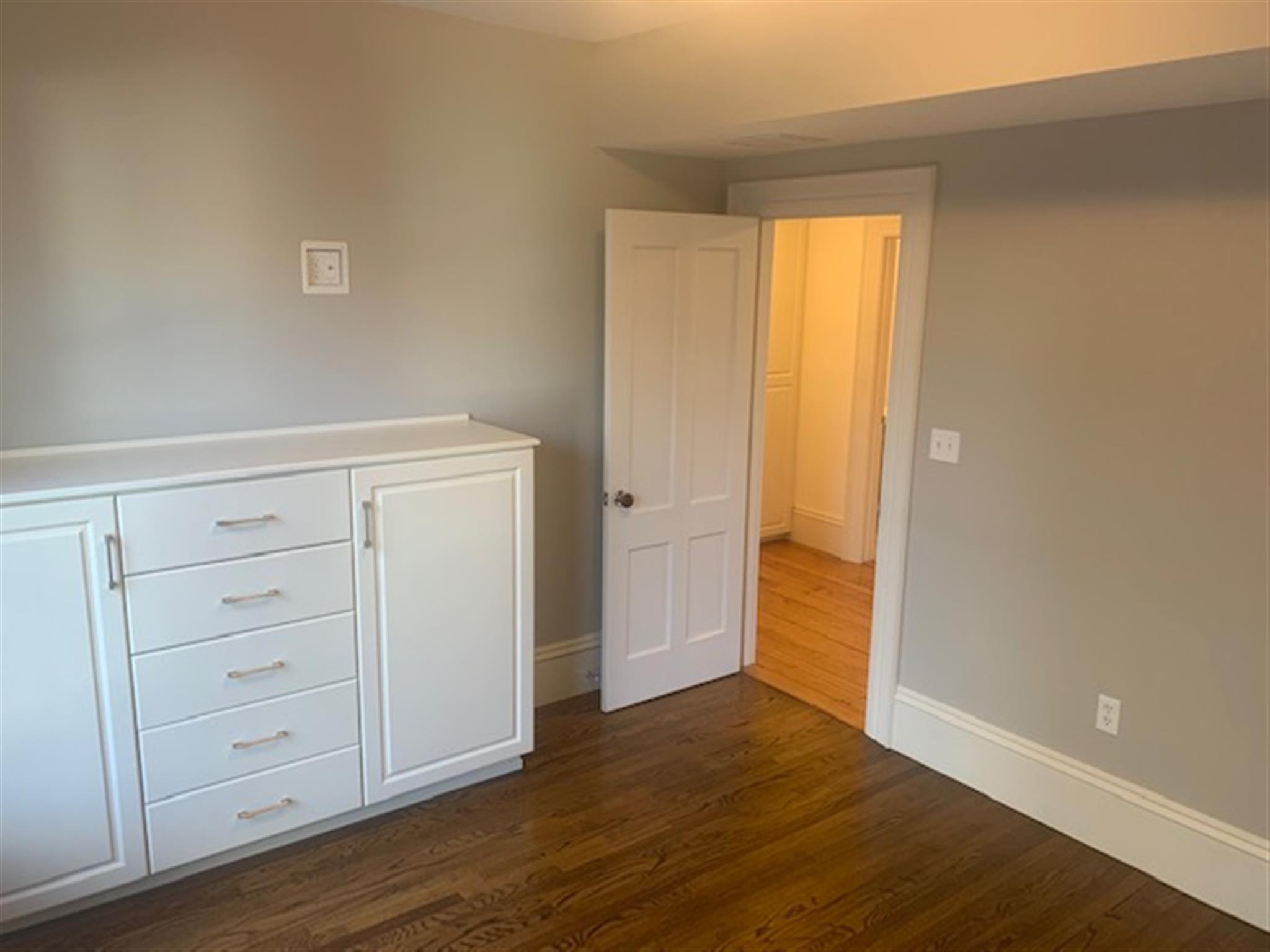 9 Claremon St, Davis Square