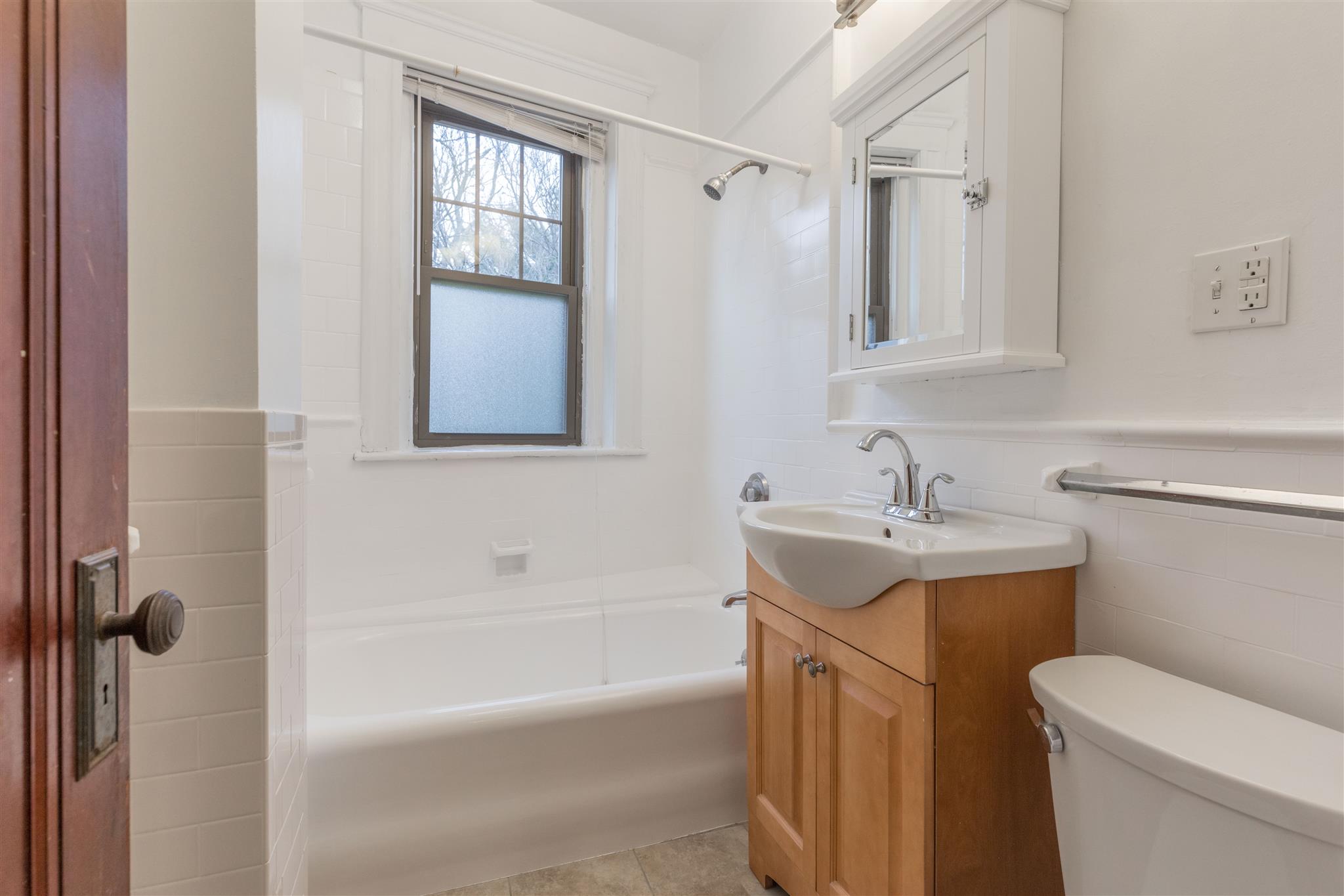 1558 Massachusetts Ave, Harvard Square