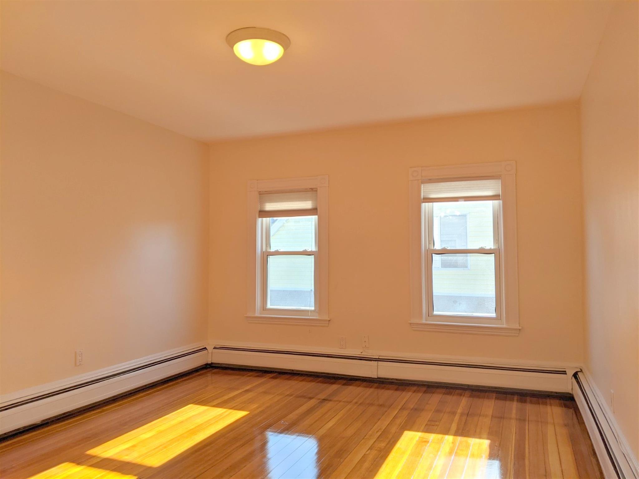 171 College Ave, Tufts