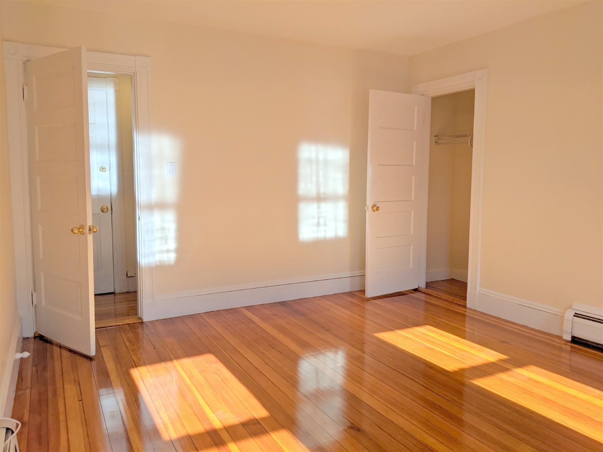 171 College Ave, Tufts