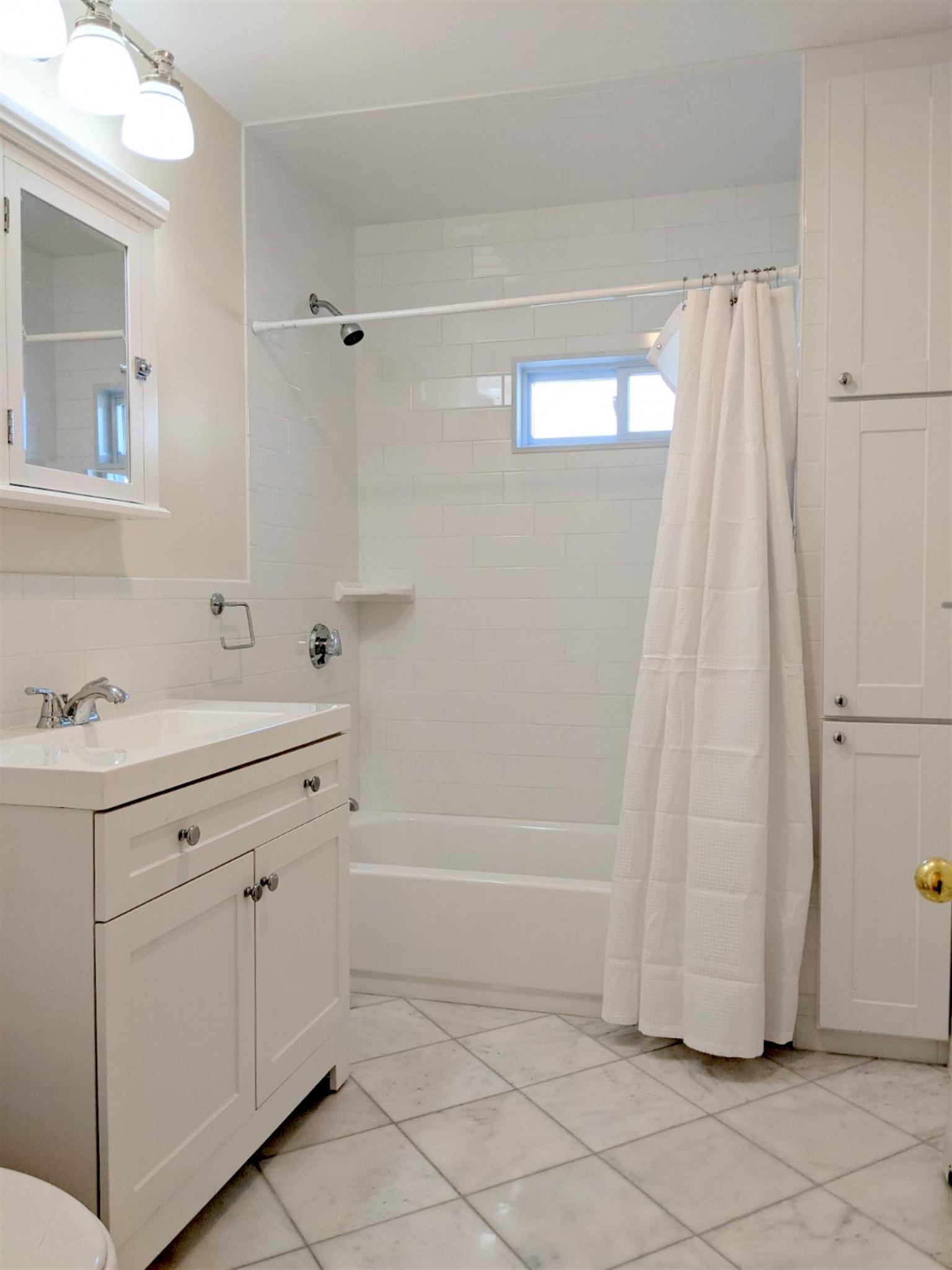 171 College Ave, Tufts