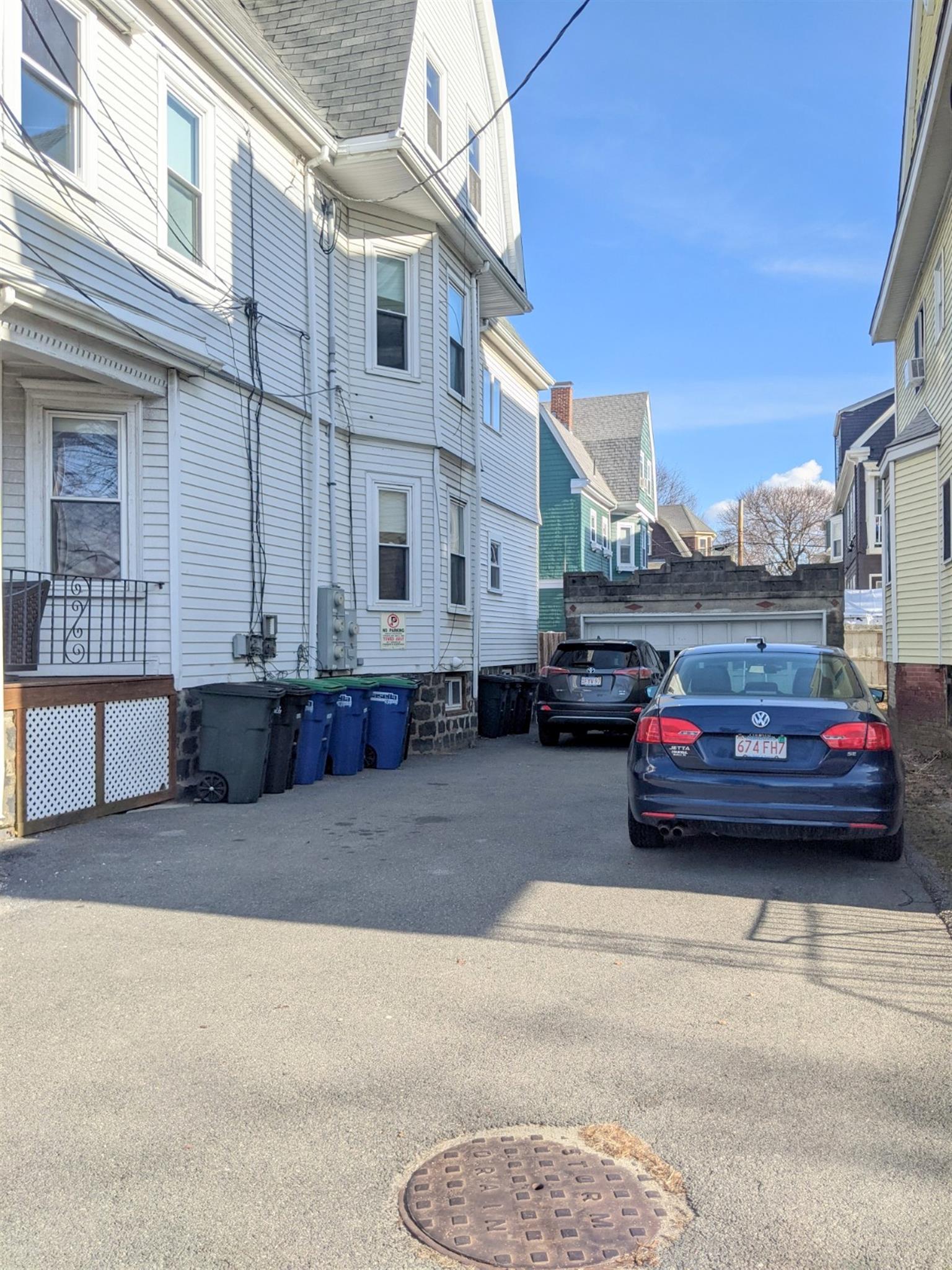 171 College Ave, Tufts