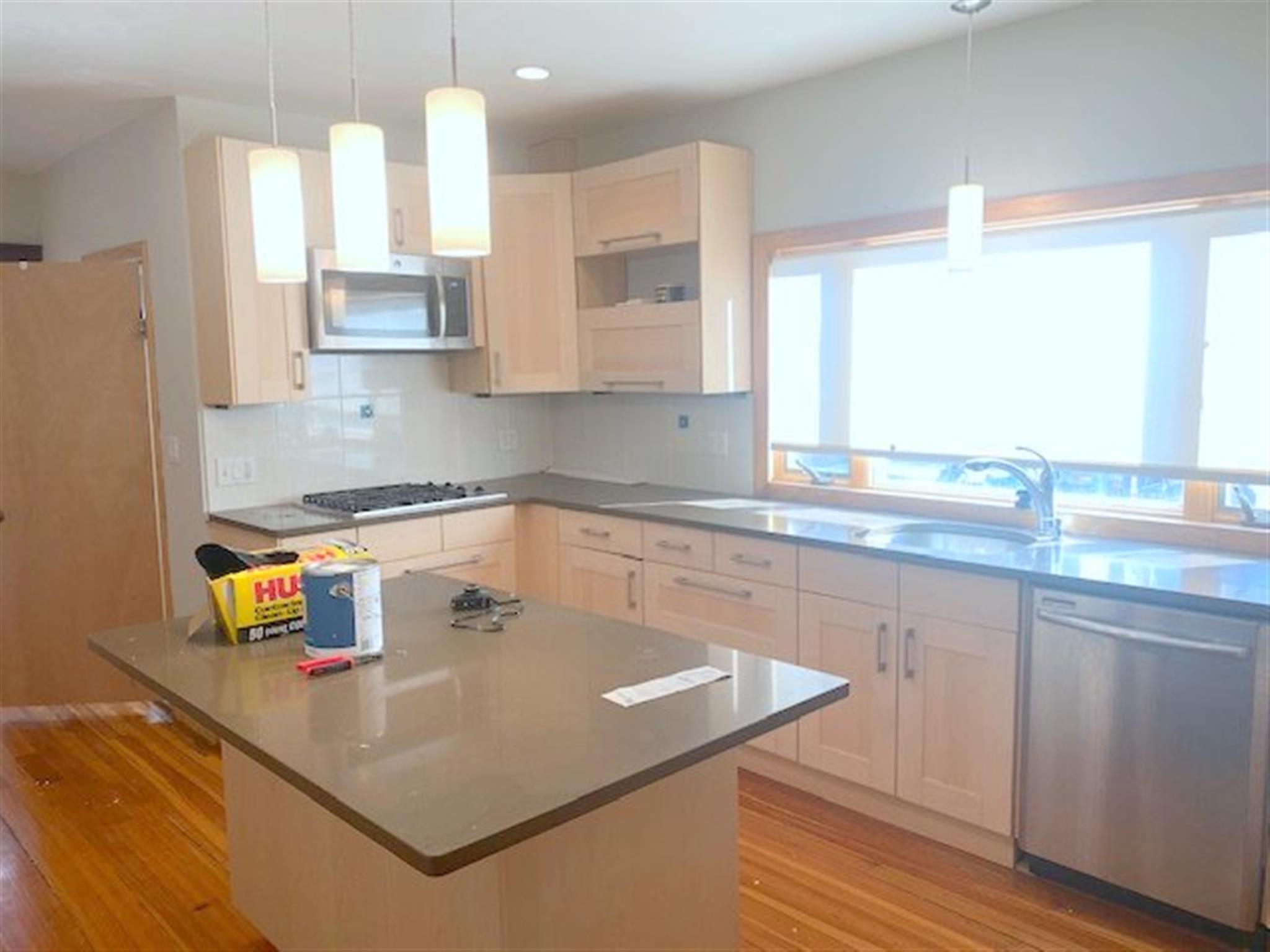 2 Drummond Pl, North Cambridge