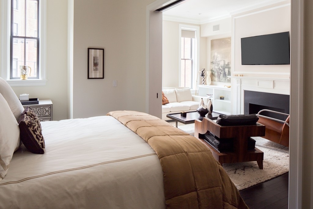 275 Marlborough St, Back Bay