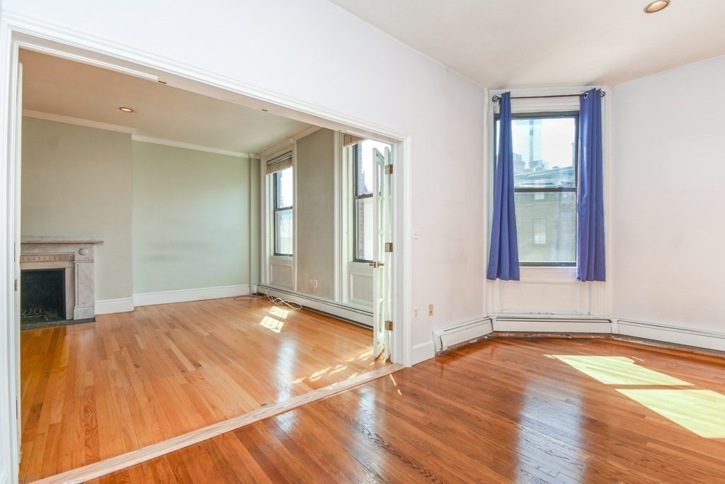 275 Beacon St, Back Bay