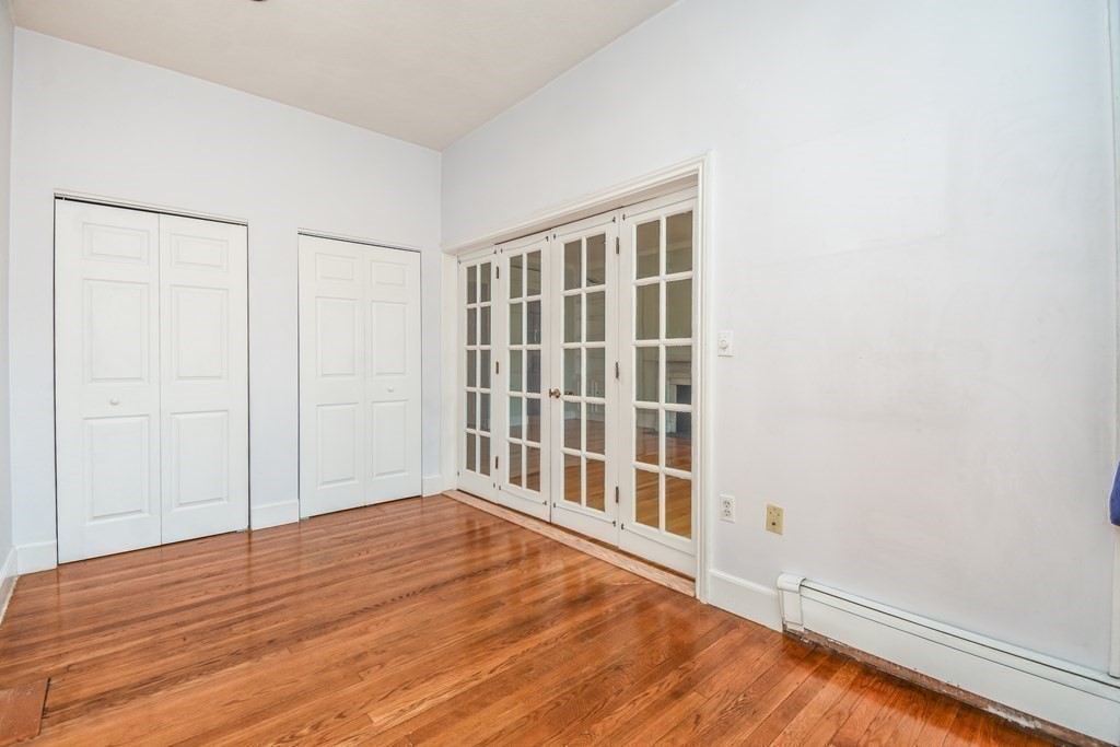 275 Beacon St, Back Bay