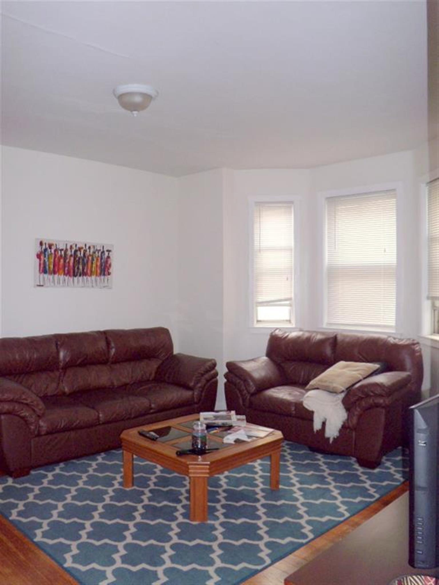 61 Clarendon Ave, Davis Square