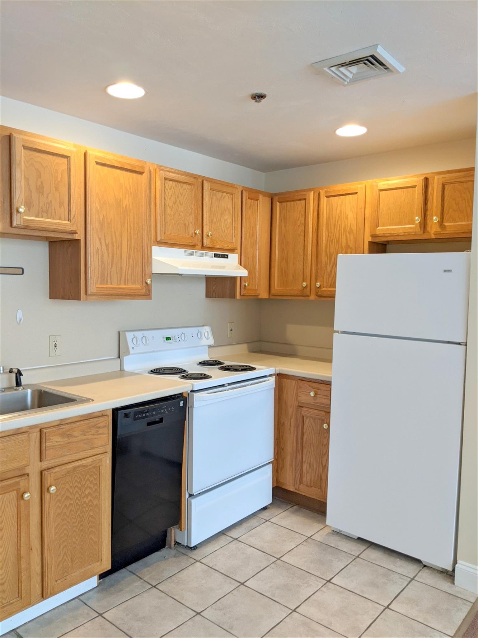 15 Pearl St, Central Square