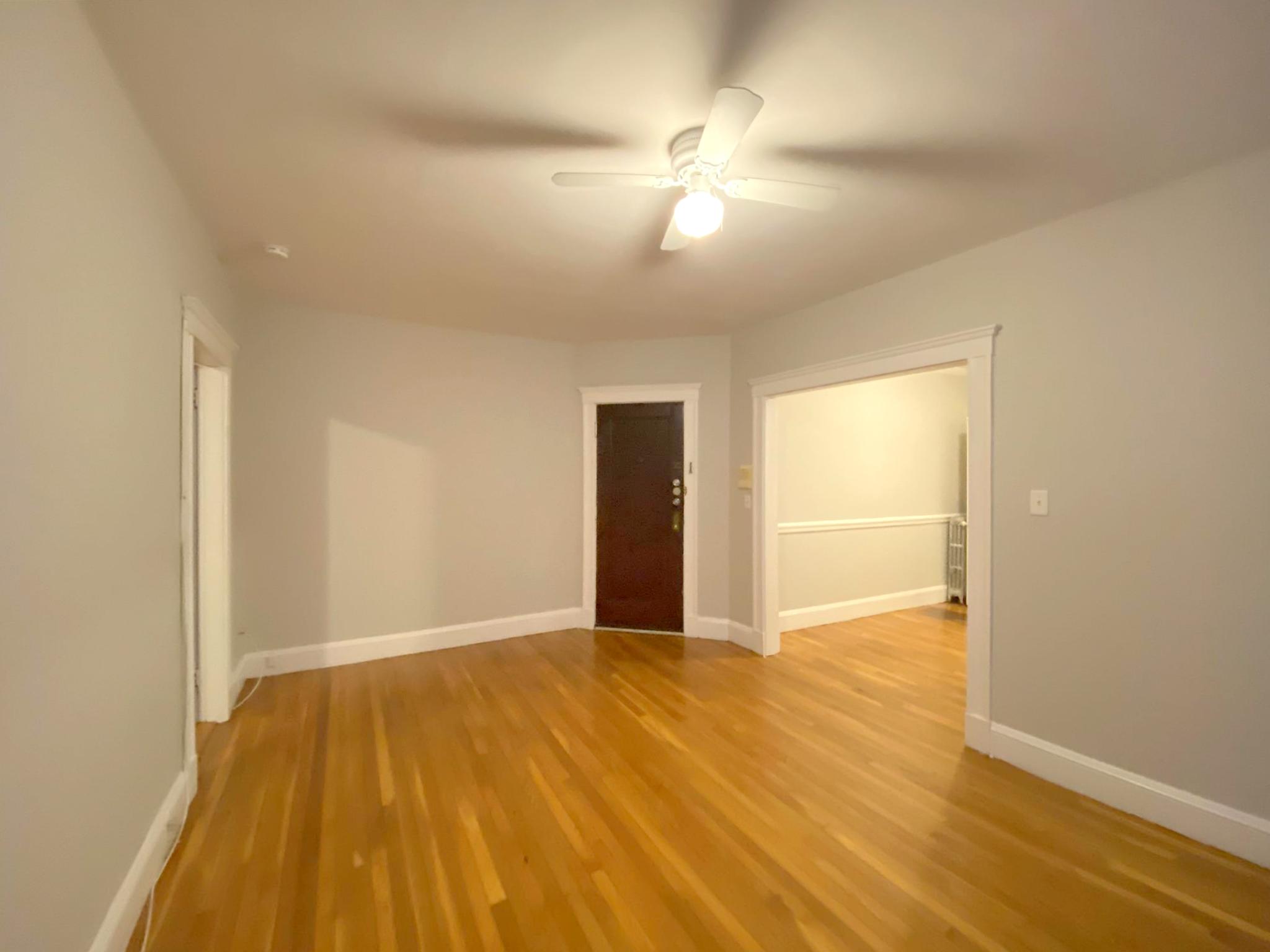 11 Gray St, Neighborhood Nine