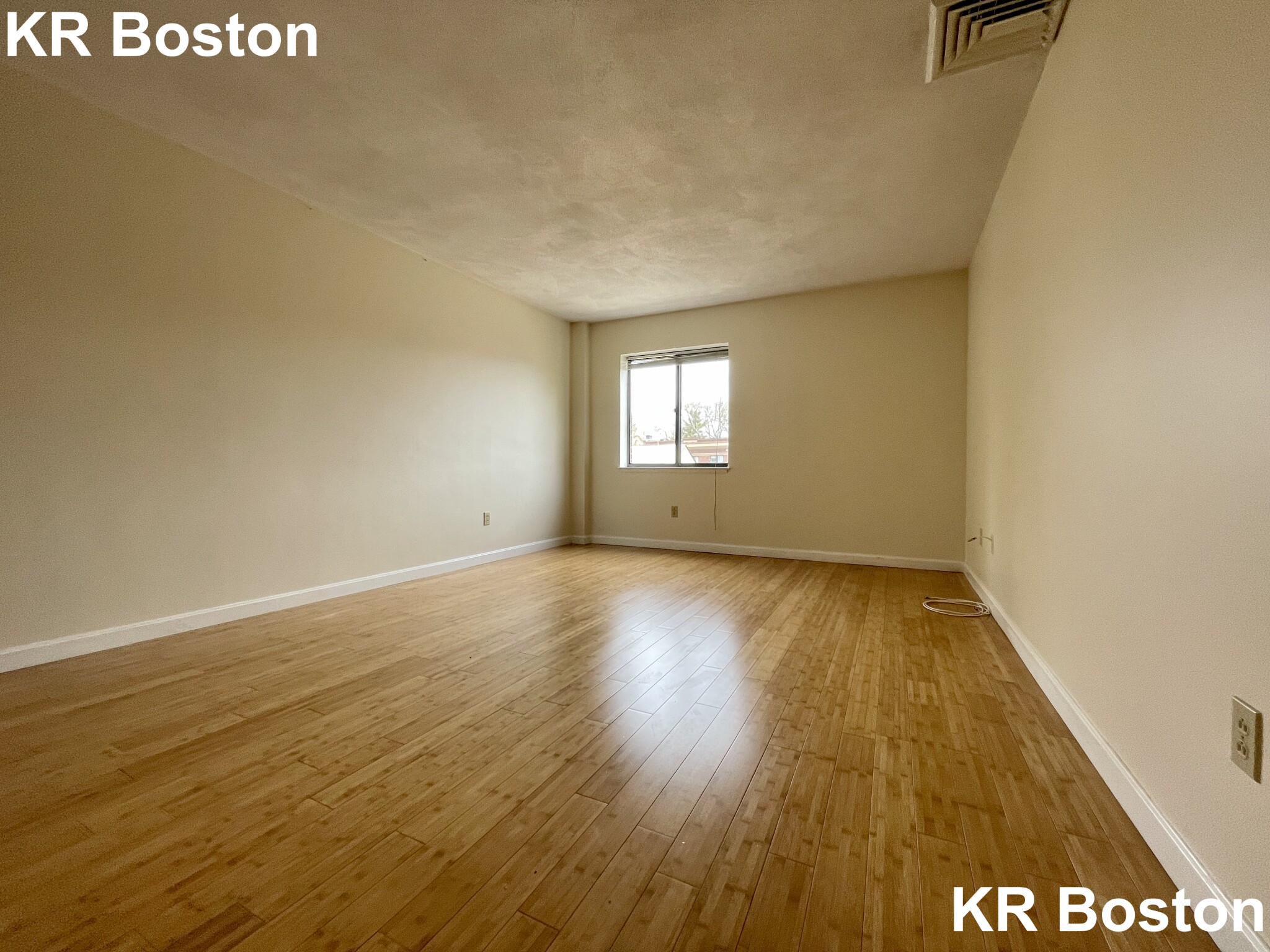 276 Chestnut Hill Ave, Brighton