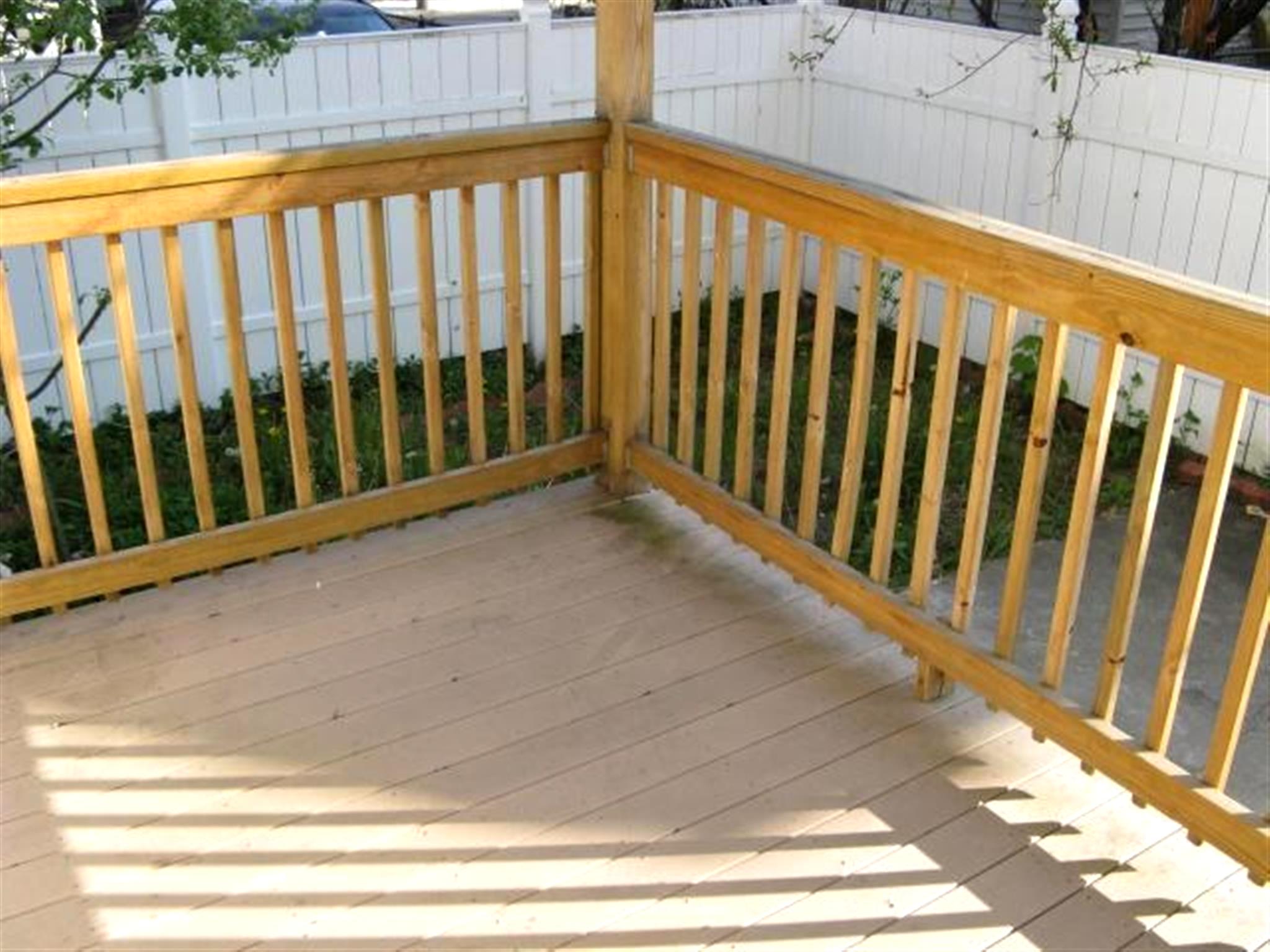 6 Bradford Ave, Medford