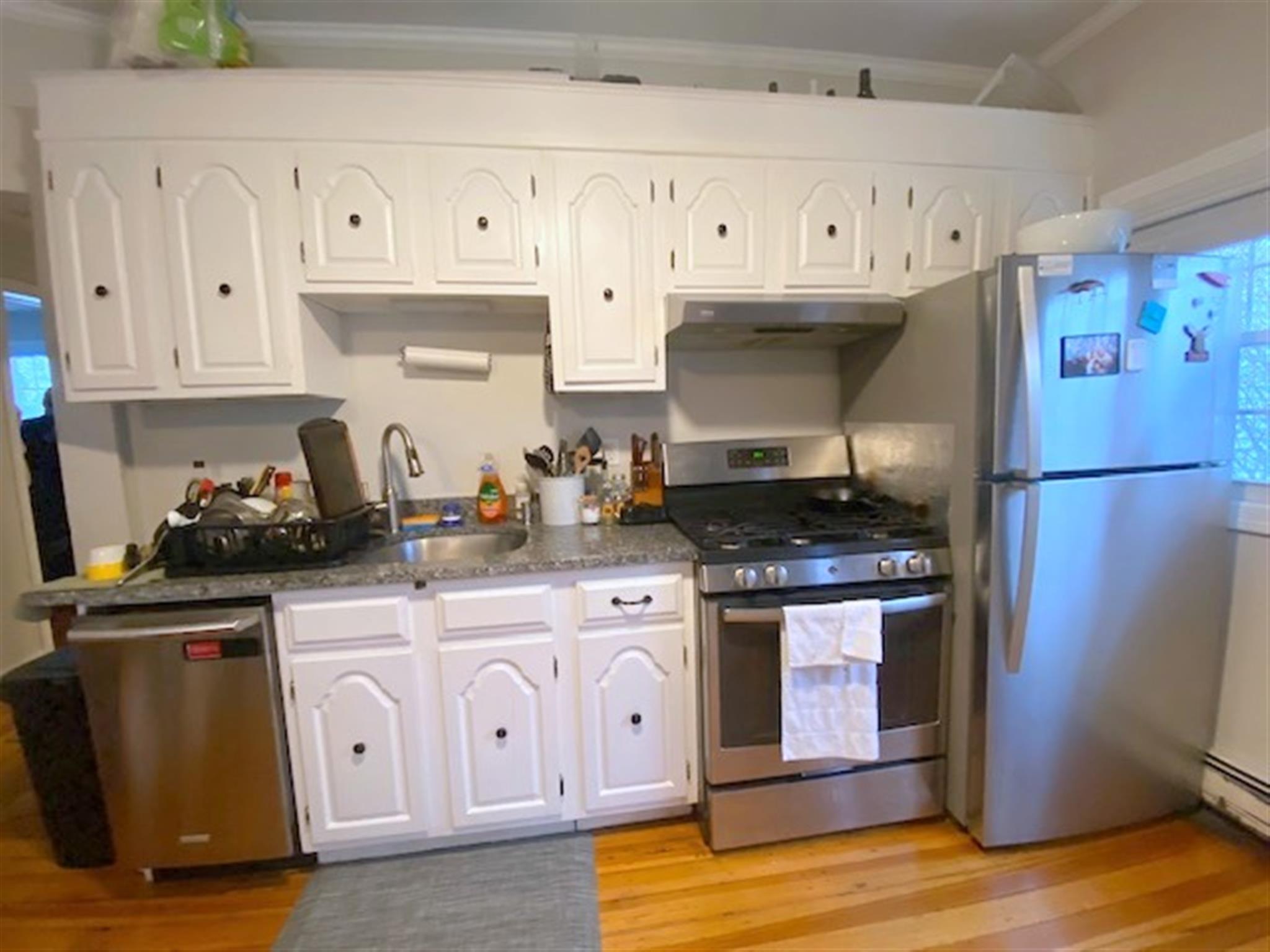 519 Main St, Medford