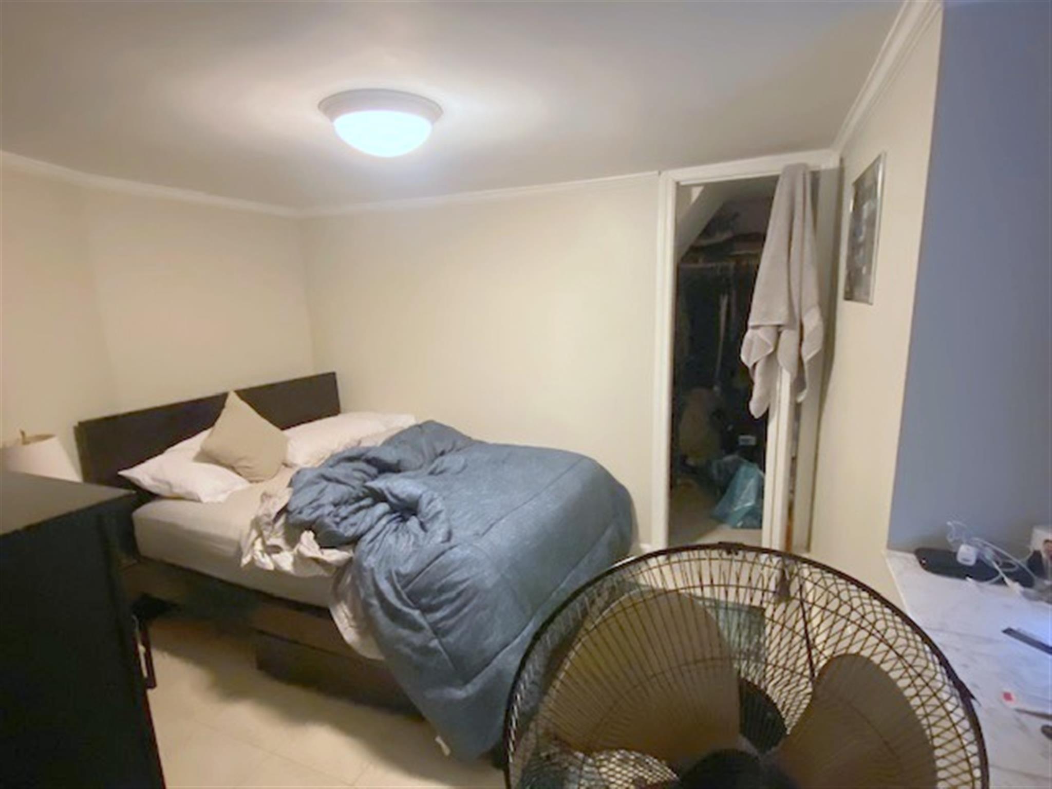 519 Main St, Medford