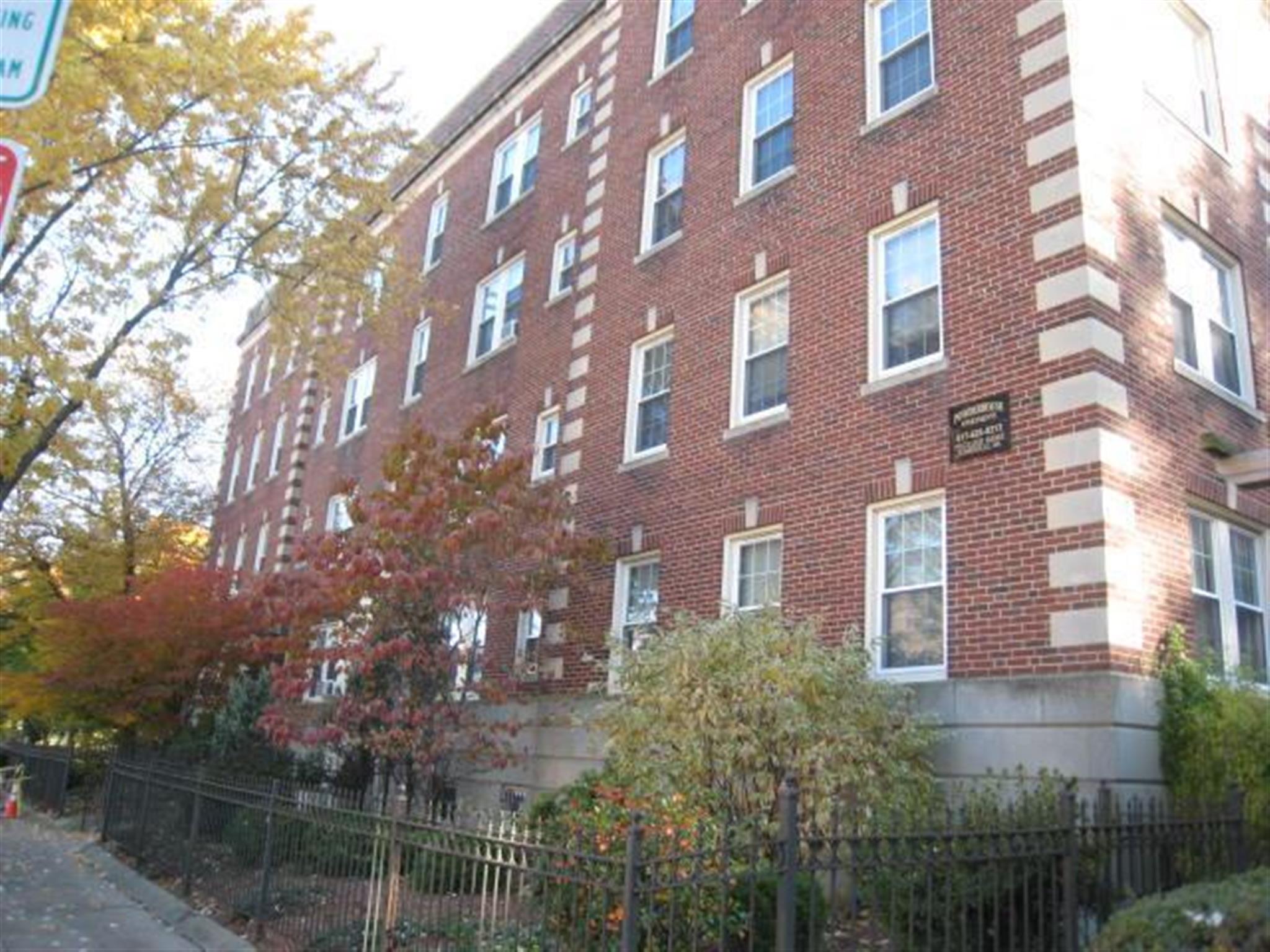 119 College Ave, Davis Square