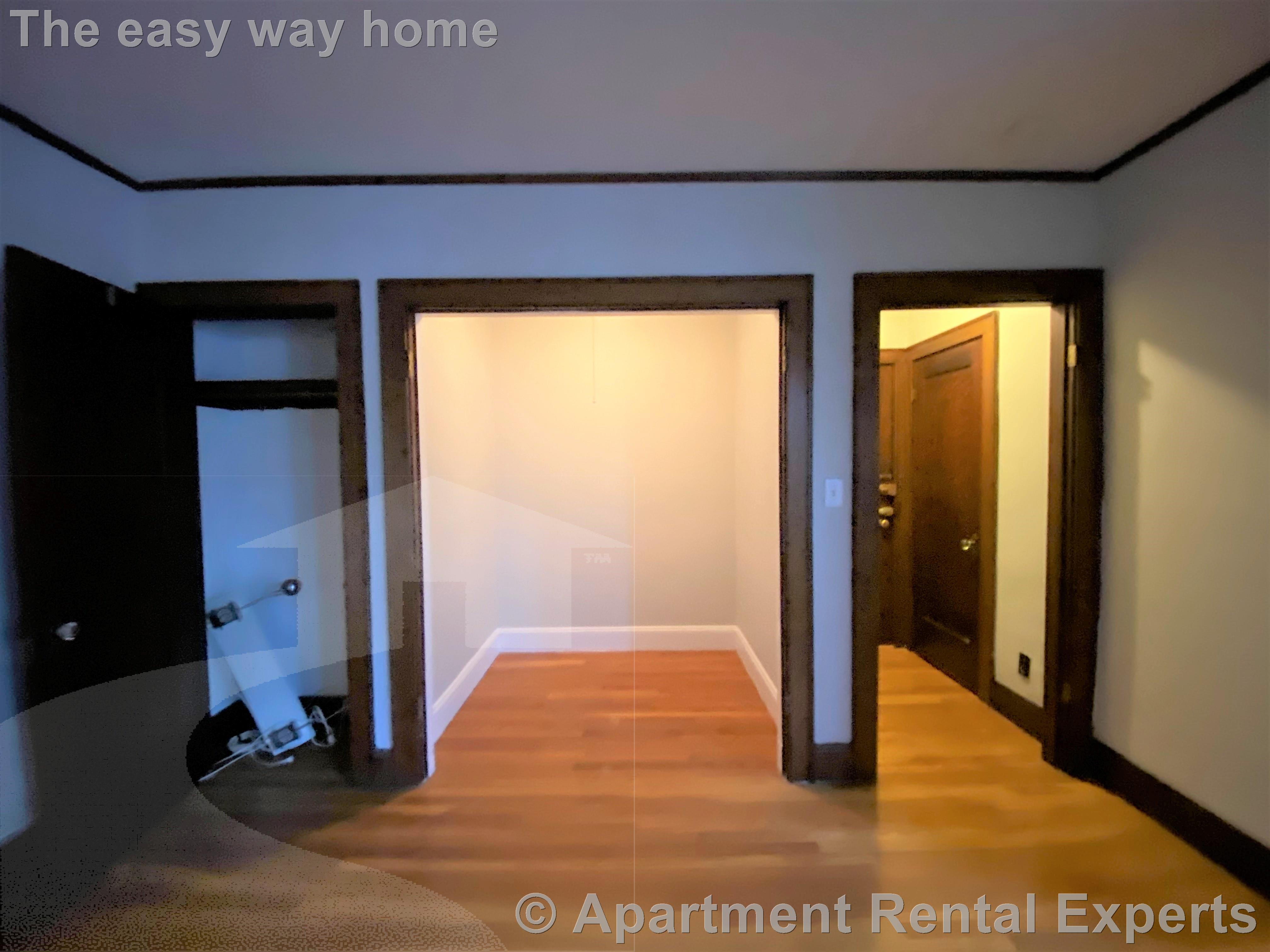 119 College, Davis Square