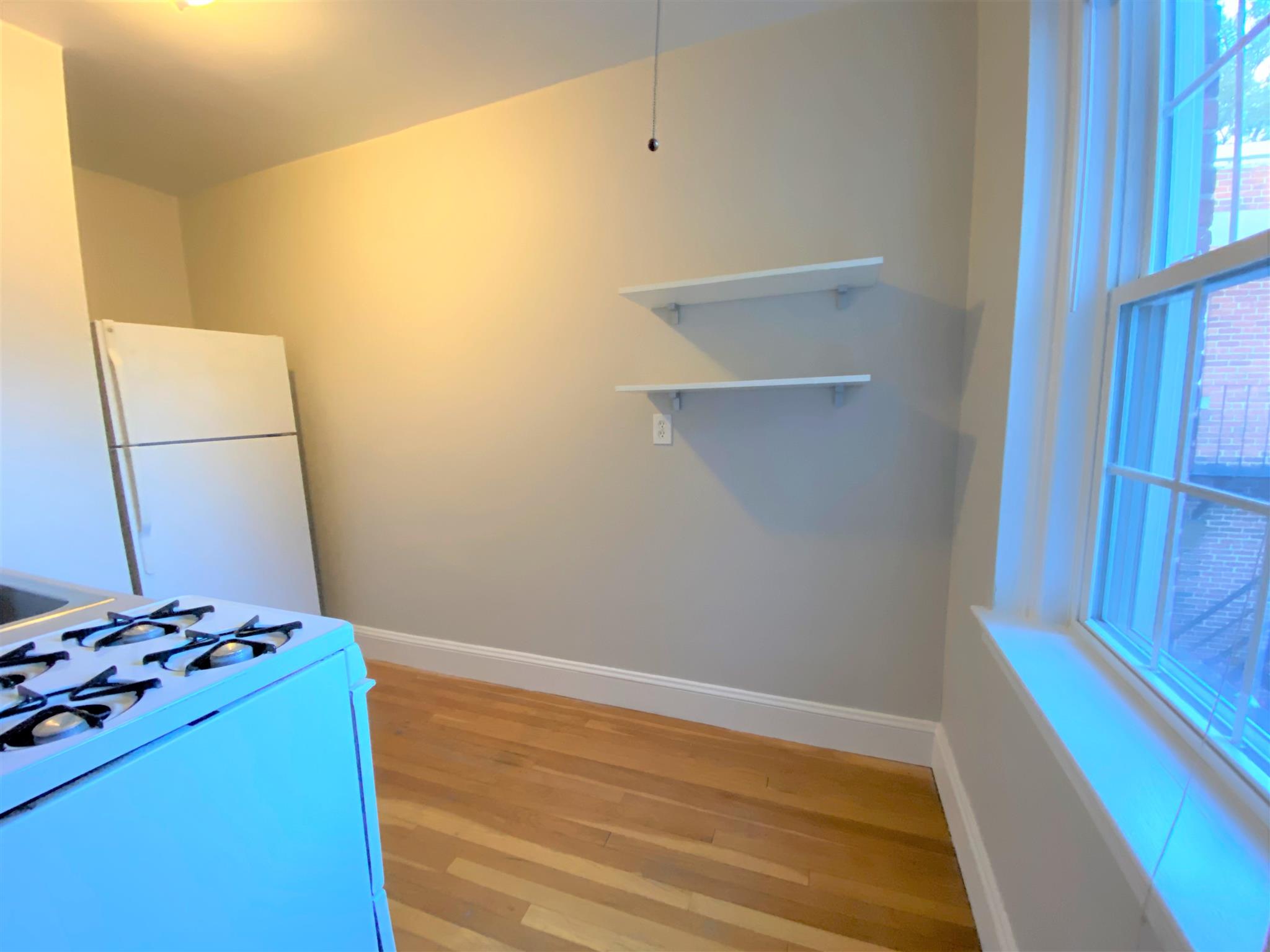 119 College Ave, Davis Square