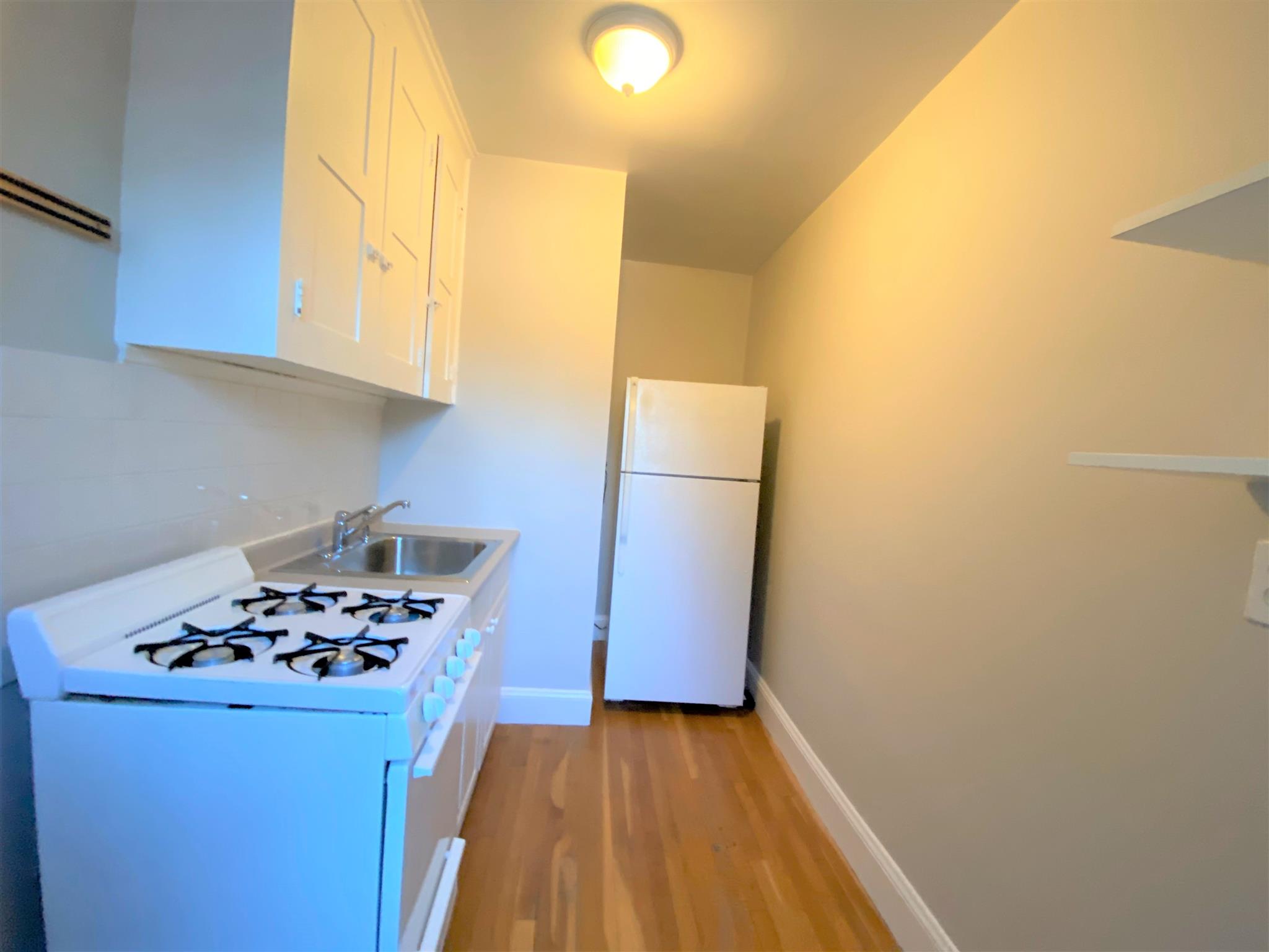 119 College Ave, Davis Square