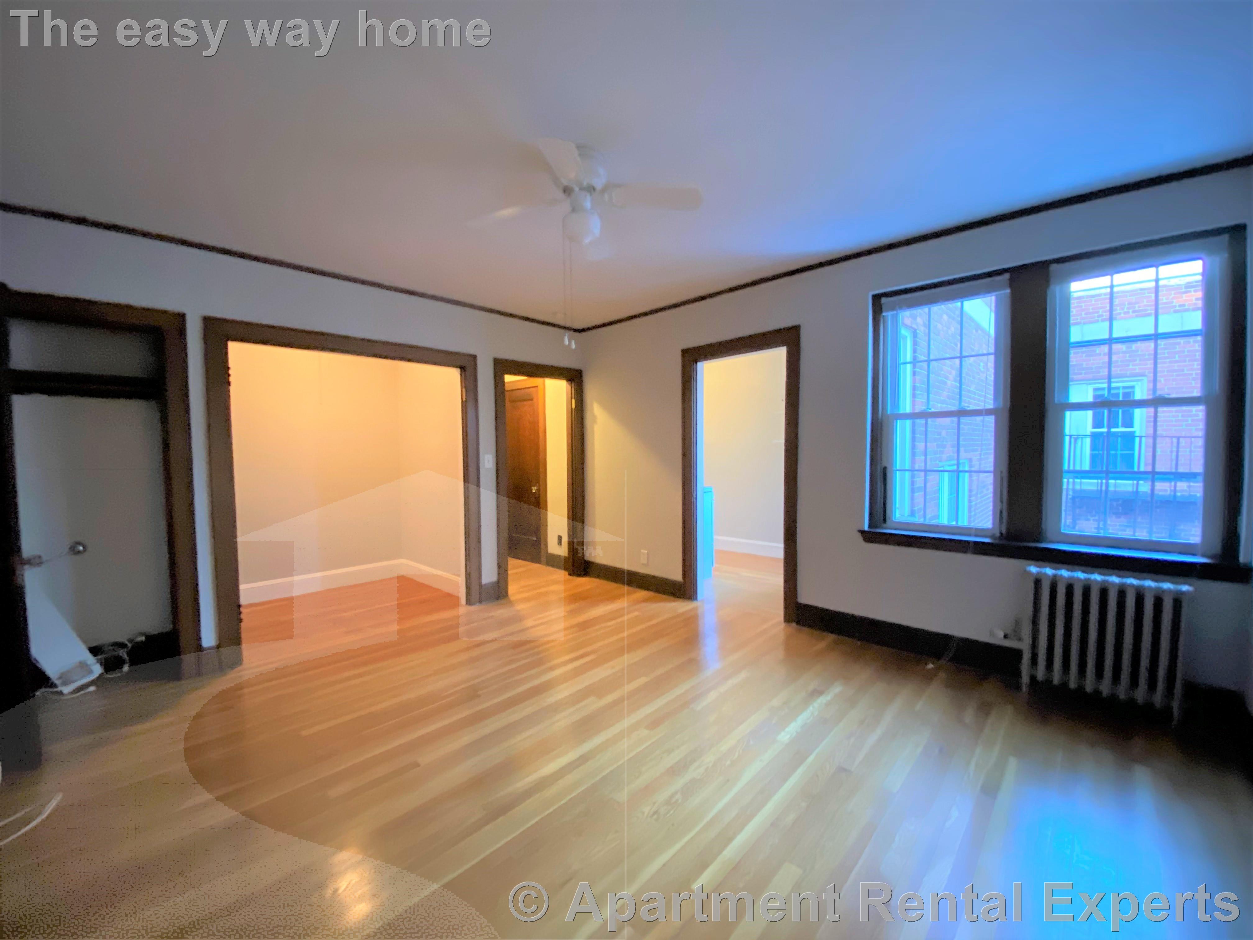 119 College, Davis Square