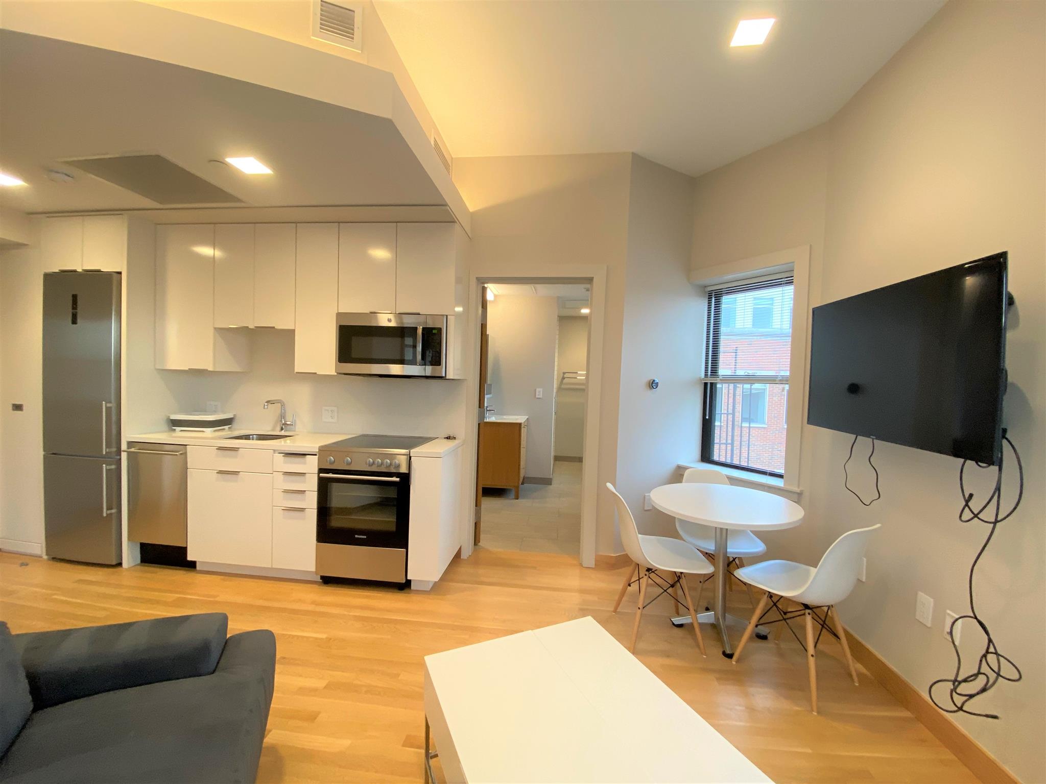 115 Mount Auburn St, Harvard Square