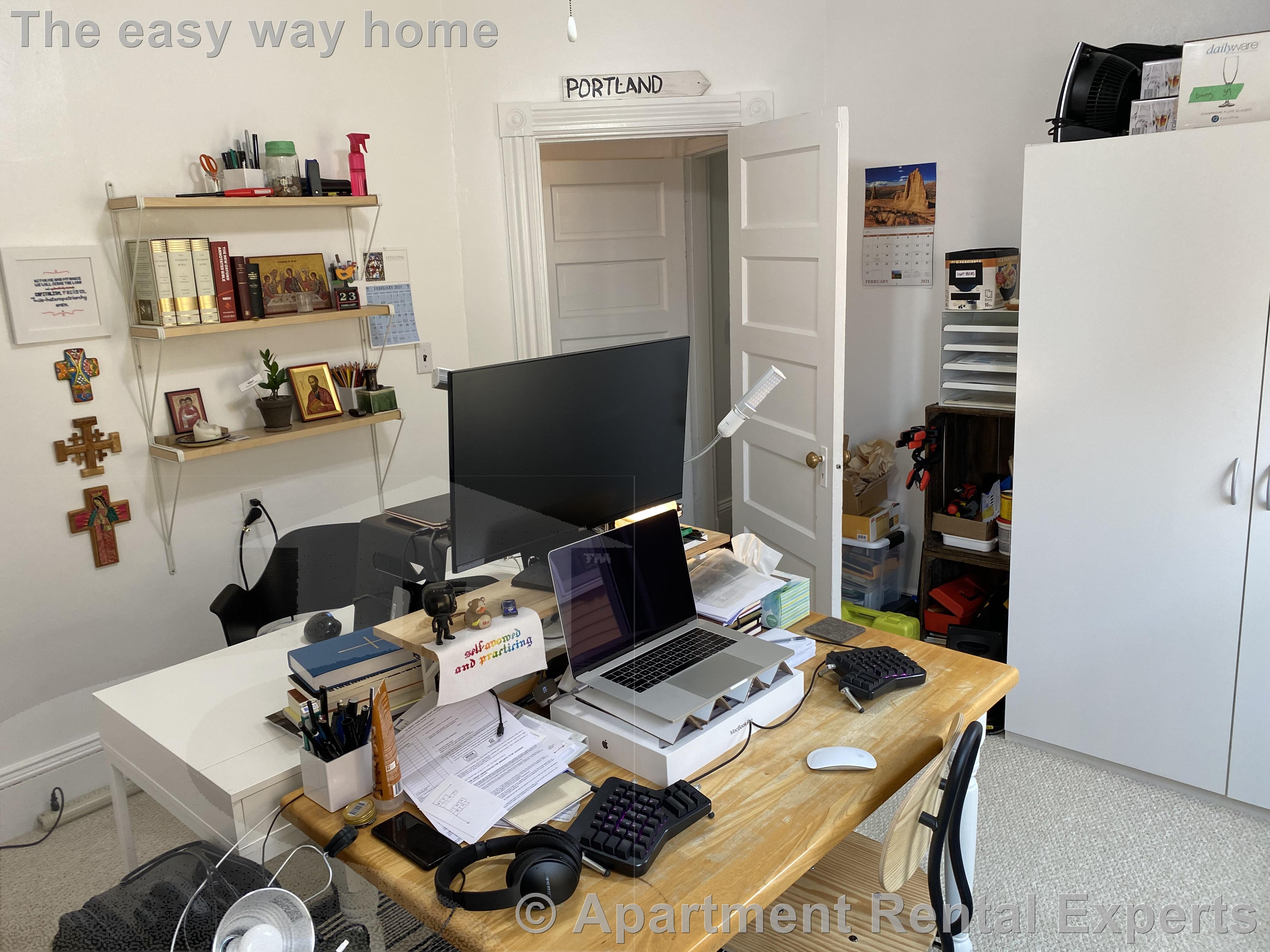 117 Rogers, Ball Square