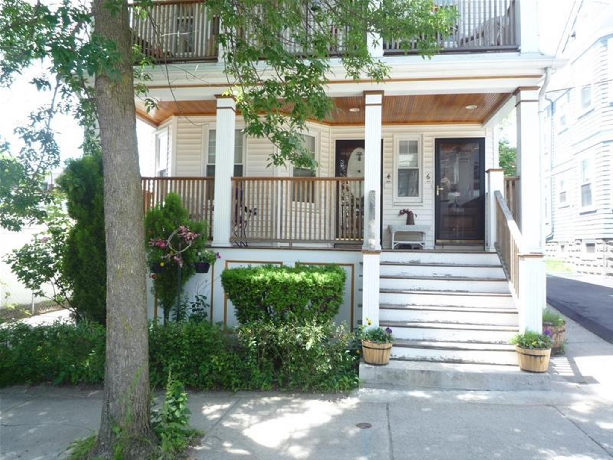 4 Barton St, Teele Square