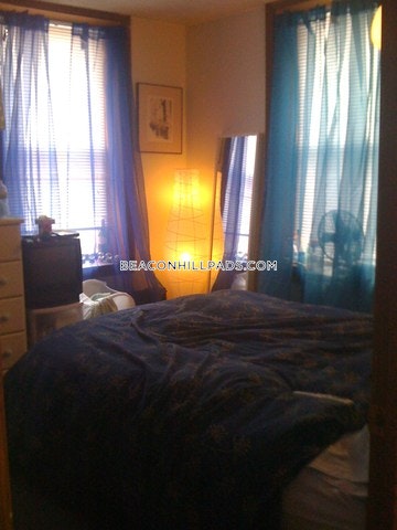 60 Phillips, Beacon Hill