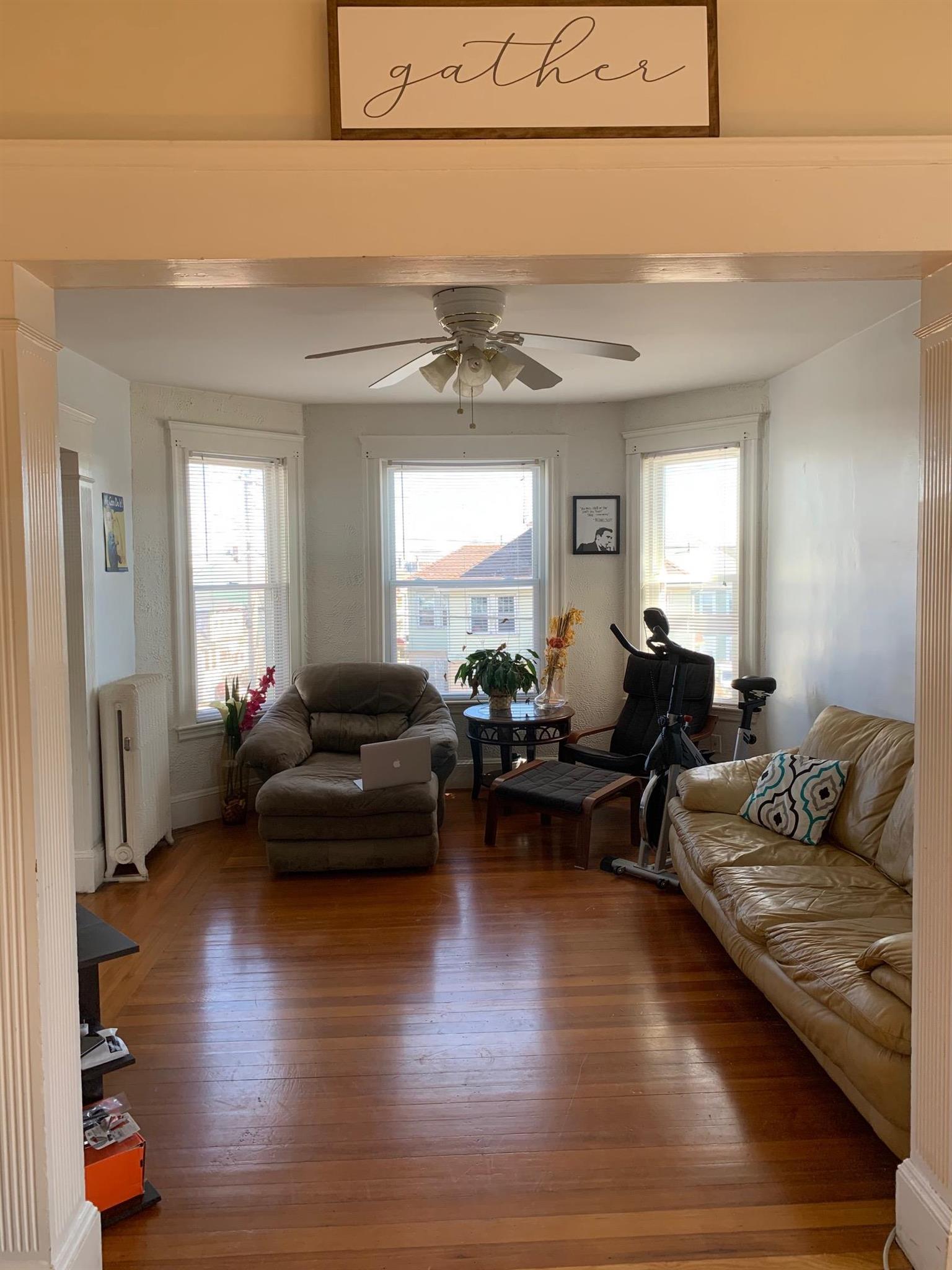 411 Main St, Medford