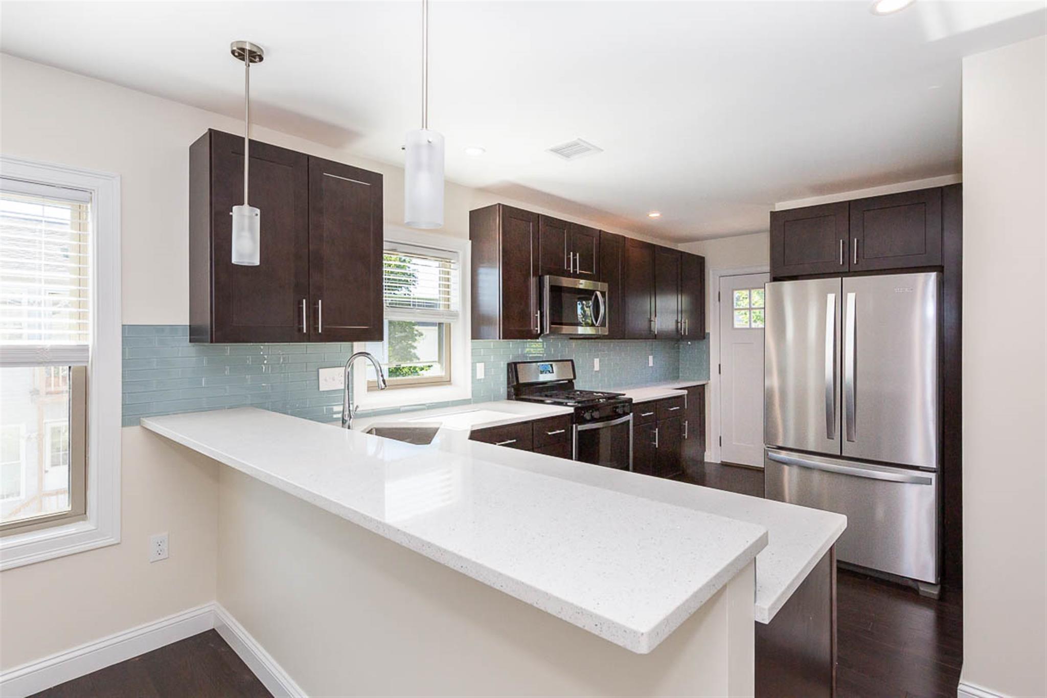 39 Harvard St, South Medford