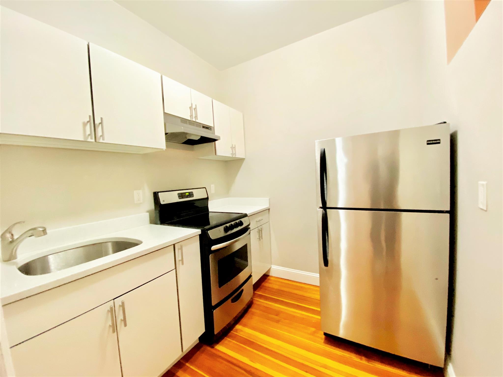 9 Sewall Ave, Coolidge Corner