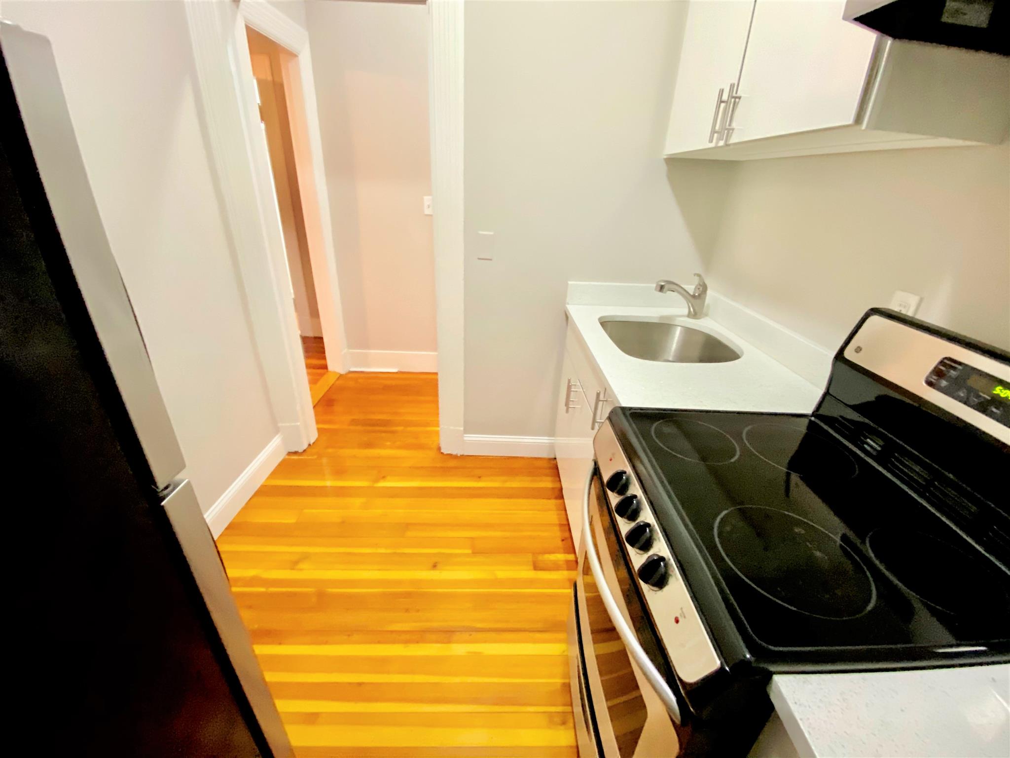 9 Sewall Ave, Coolidge Corner