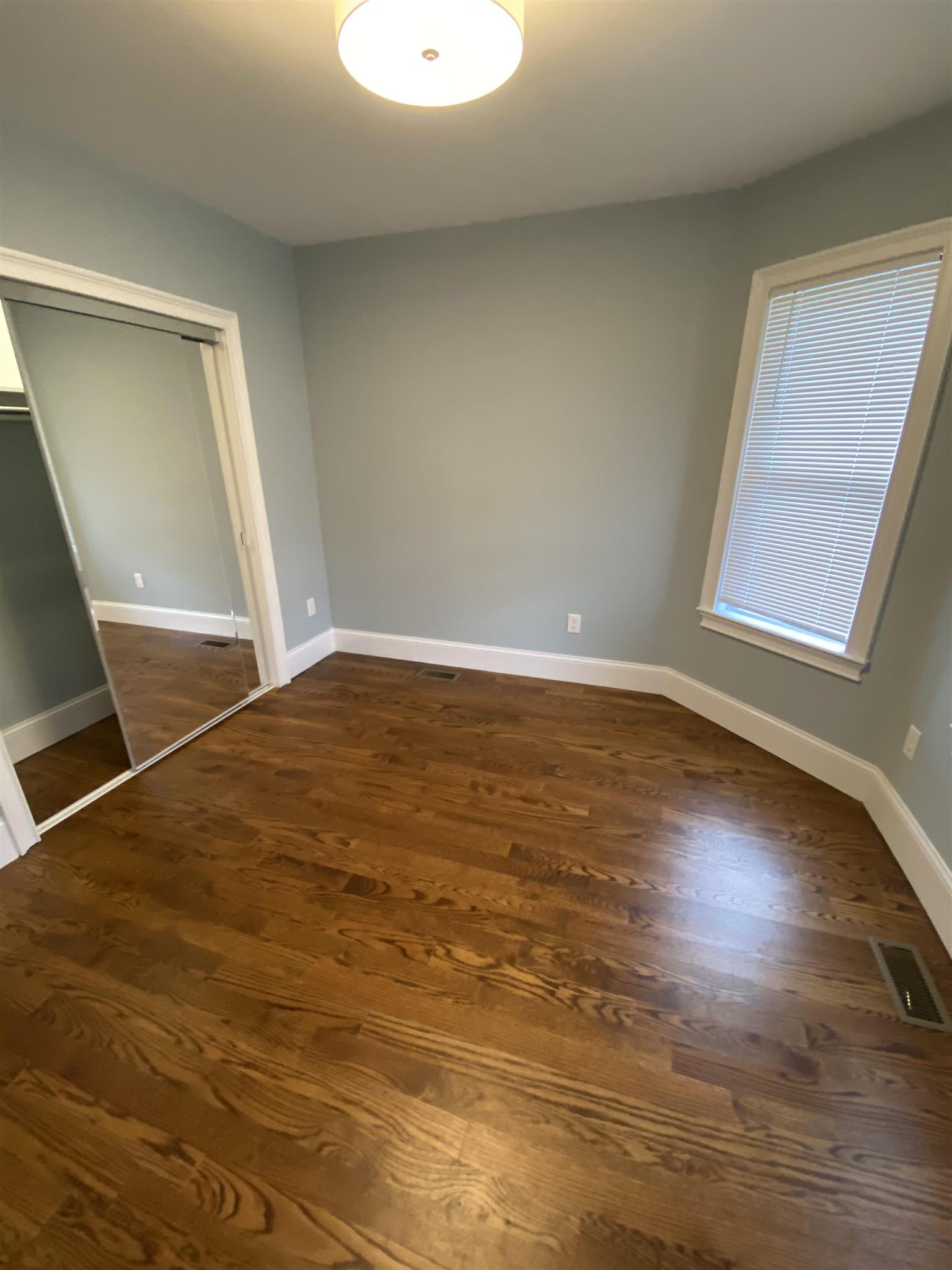 3 Hamilton Rd, Teele Square