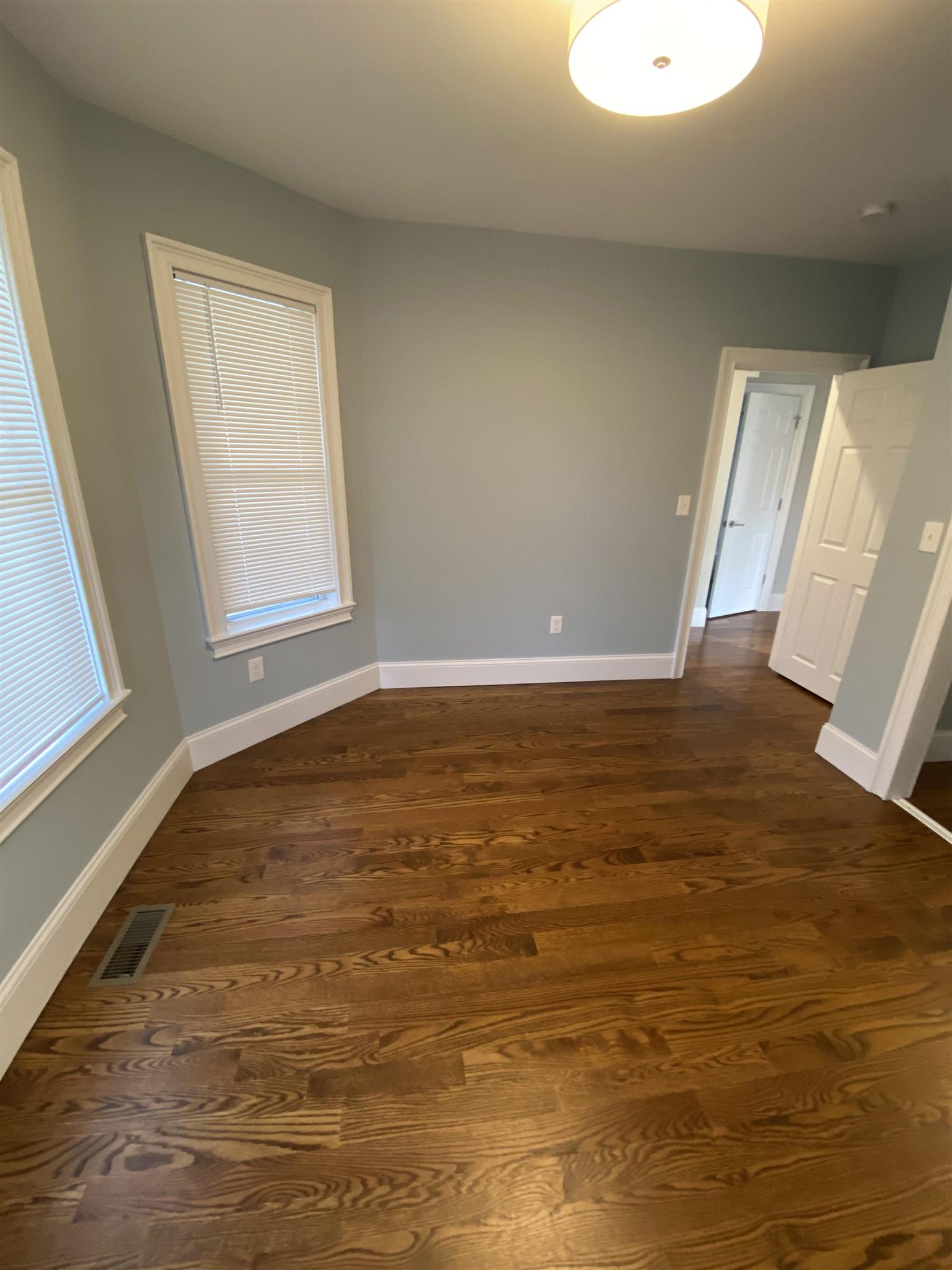 3 Hamilton Rd, Teele Square